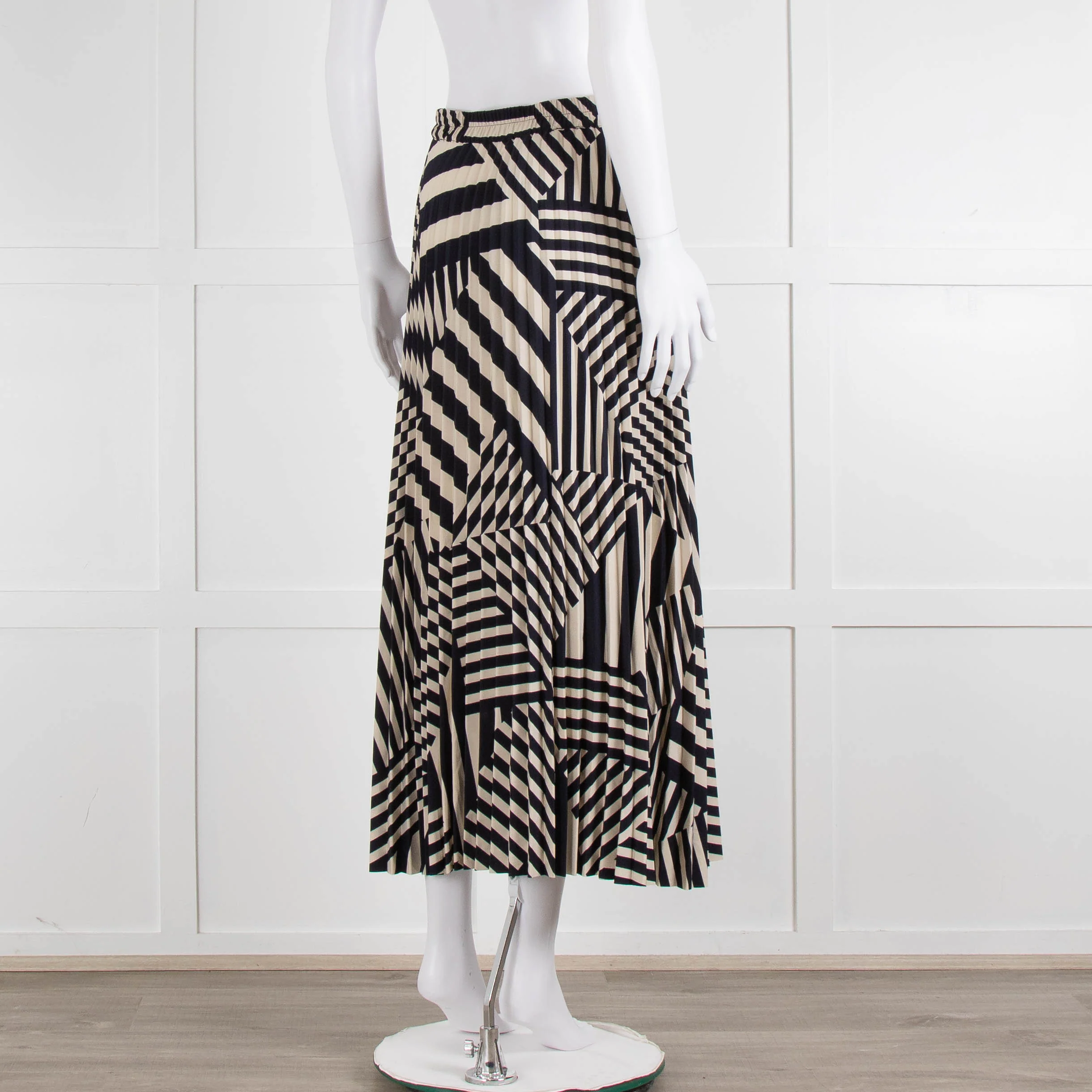 Selected Femme Cream Navy Geometric Stripe Pleated Skirt - Image 4