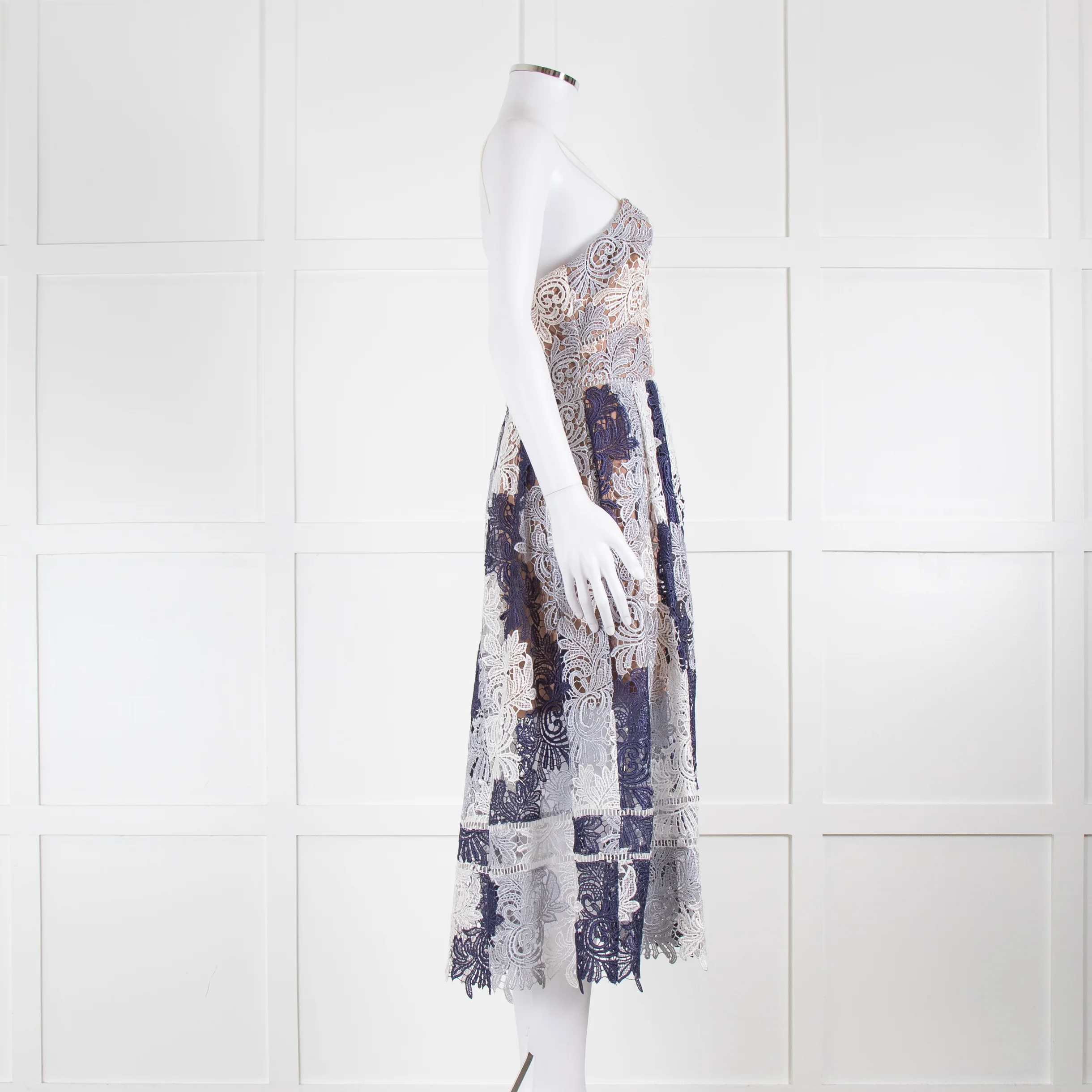 Self-Portrait White Blue Lace Sleeveless Dress - Image 2