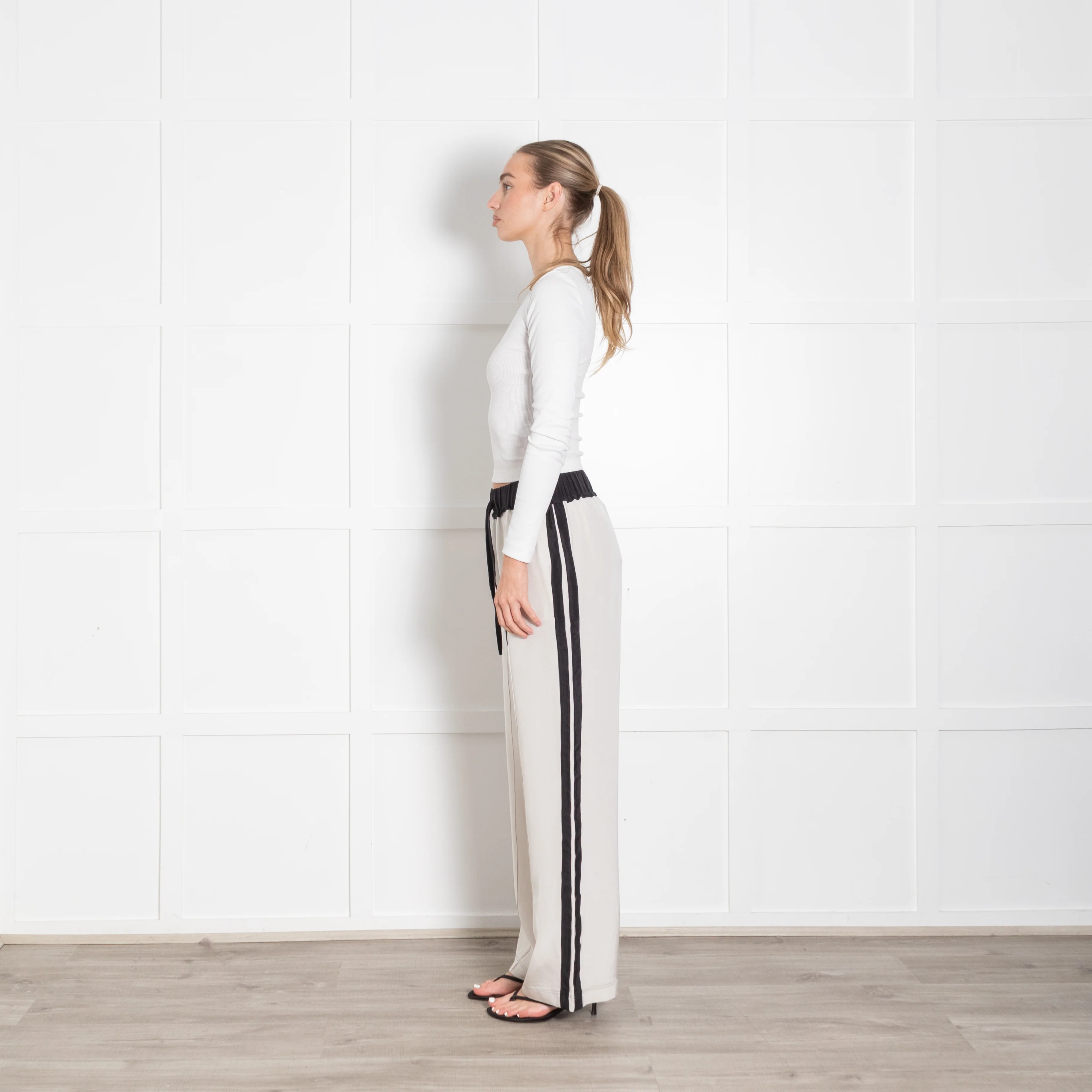Serena Bute Cream Black Trim Silk Trousers - Image 4