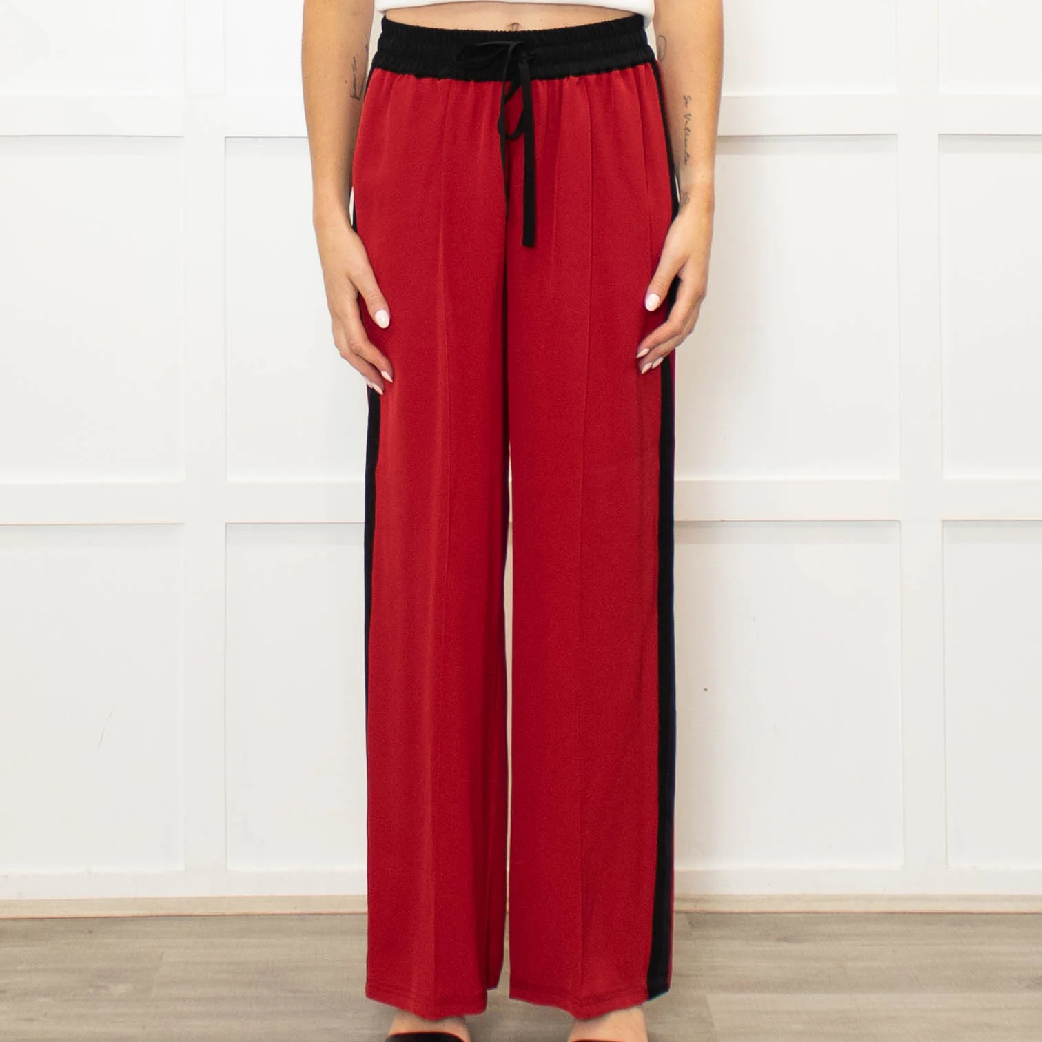 Serena Bute Red Black Stripe Silk Wide Leg Trousers - Image 2