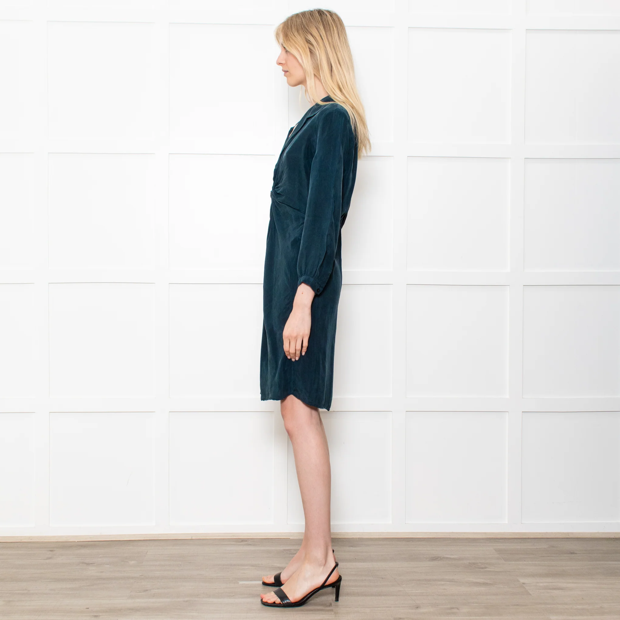 Sessun Green Rayon Dress With Front Knot And Long Sleeves - Image 3