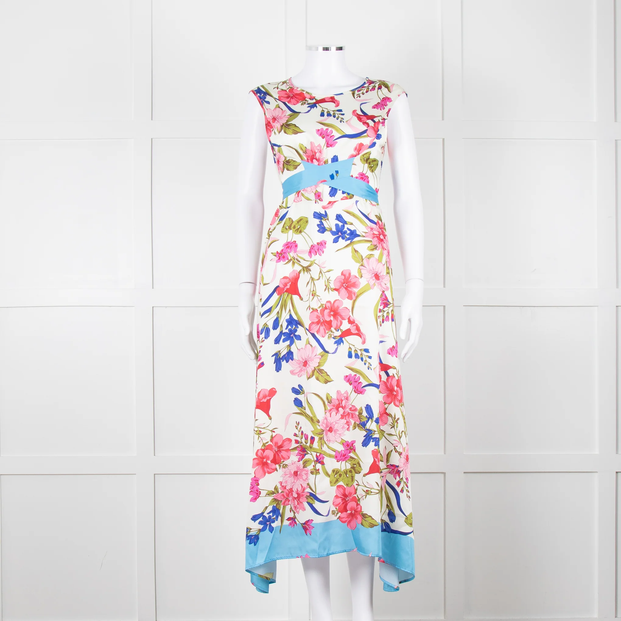 Seventy Milano Floral Sleeveless with White Background and Tie Waist