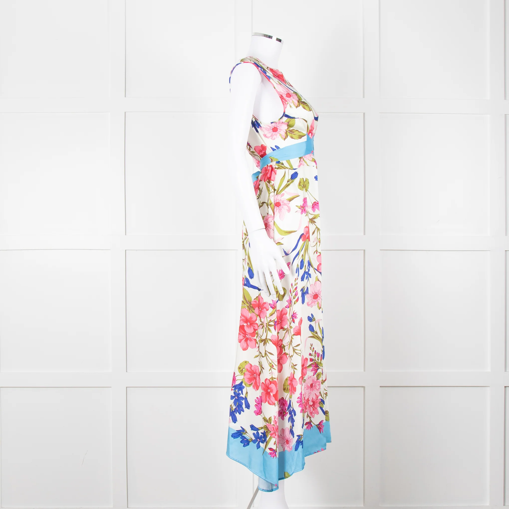 Seventy Milano Floral Sleeveless with White Background and Tie Waist - Image 3