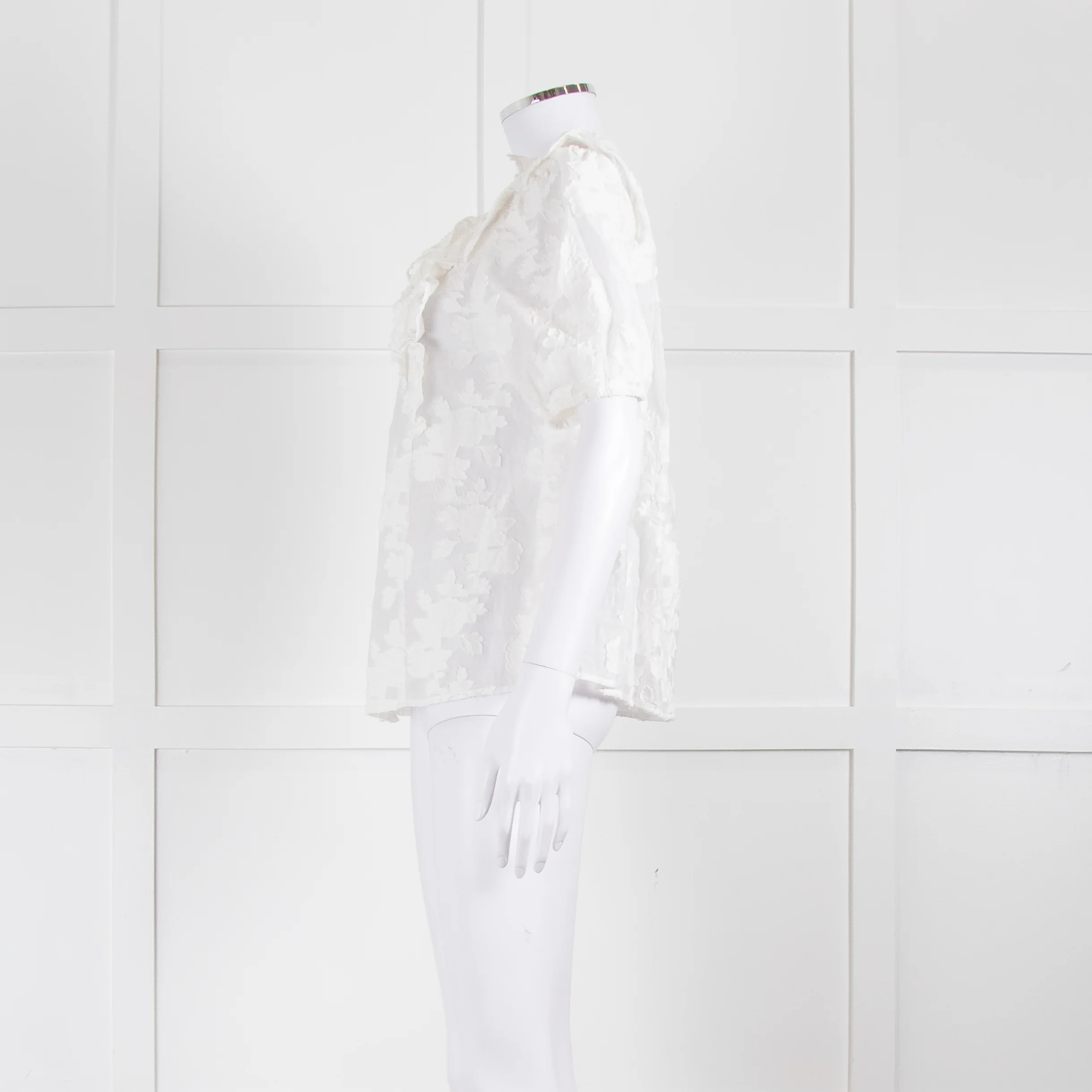 Sezane White Cotton Blend Flower Frill  Short Sleeve Blouse - Image 7