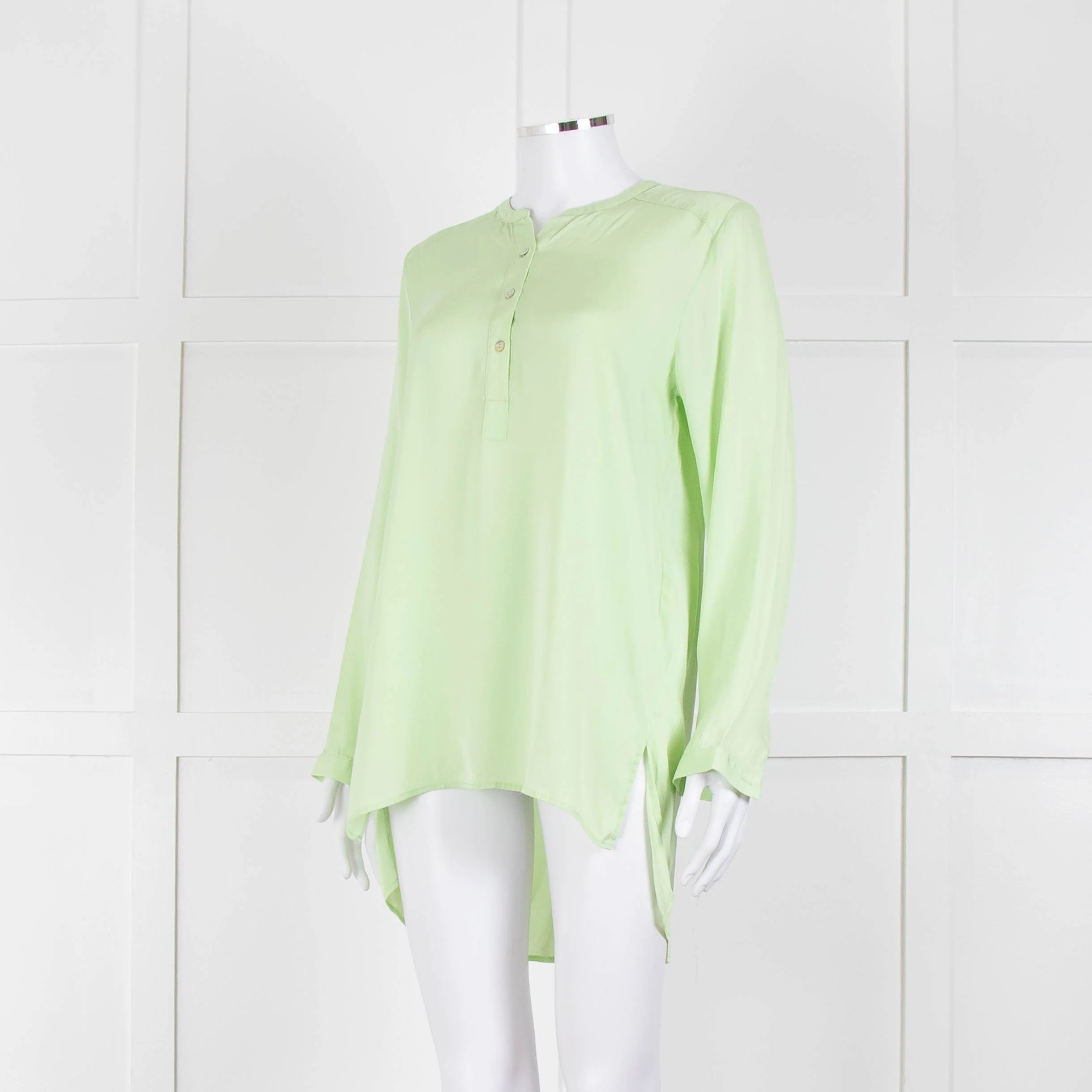 Silk95Five Mint Green Collarless Silk Blouse - Image 8
