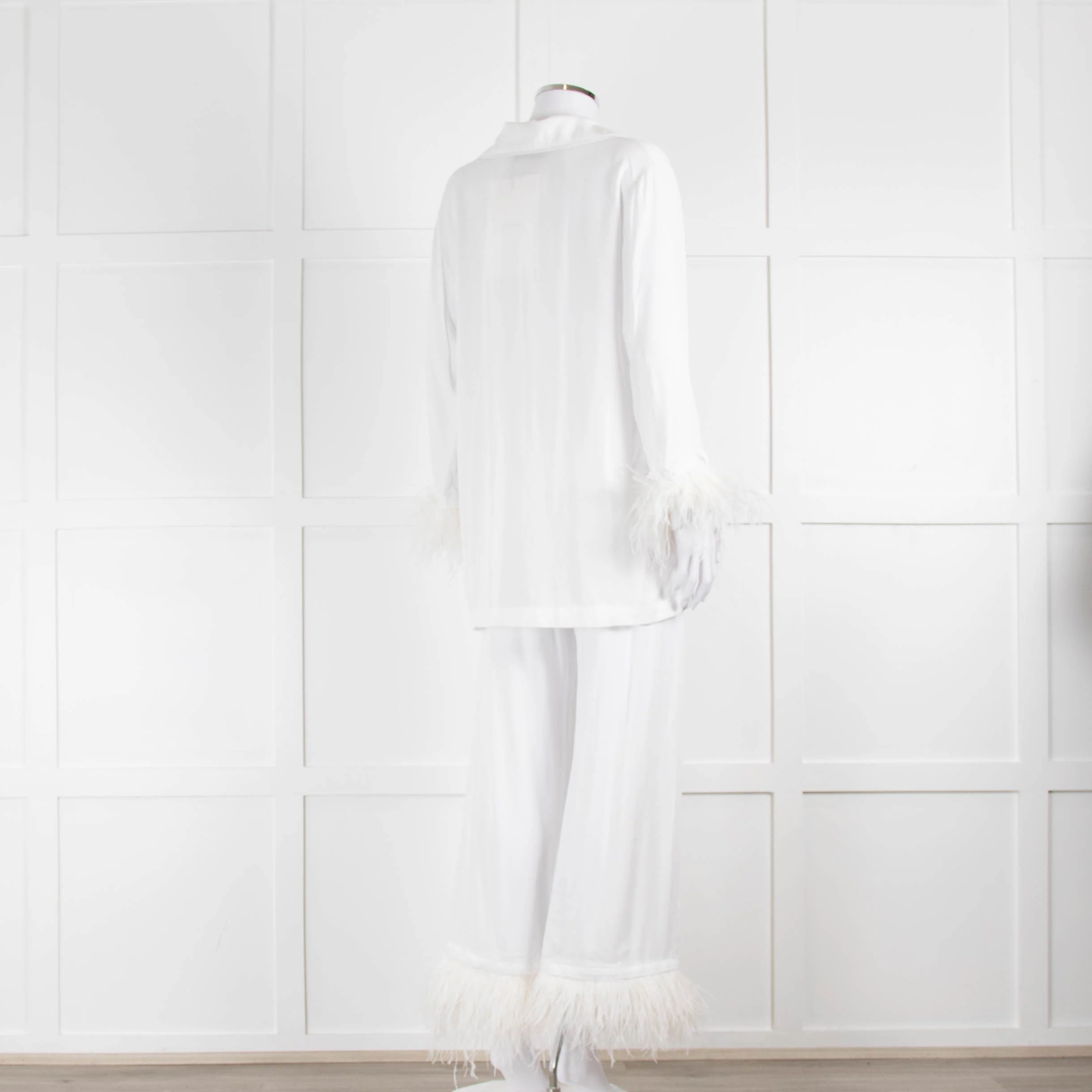 Sleeper Party White Feather Trimmed Pyjama Set - Image 4