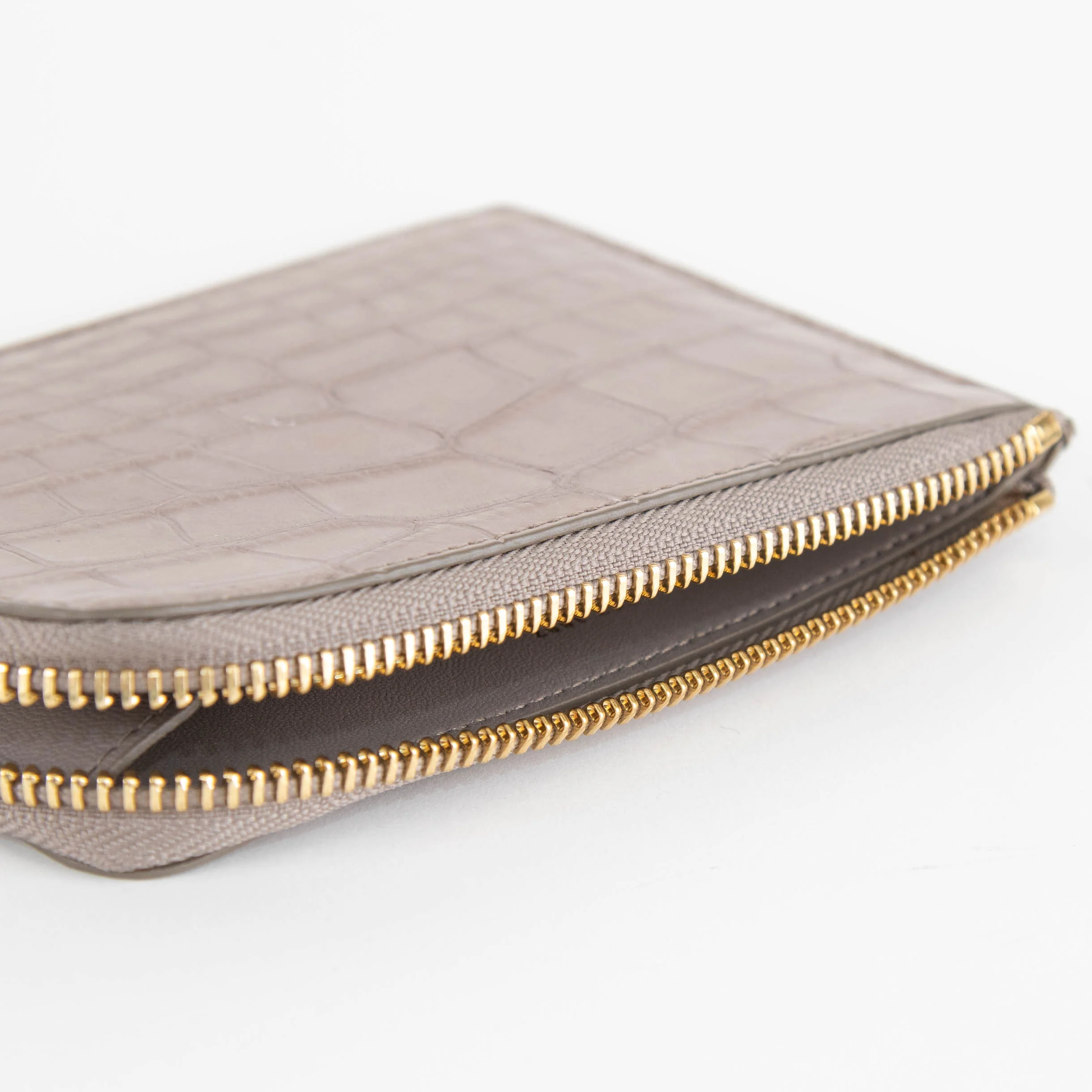 Smythson Taupe Croc Embossed Leather Zip Up Flat Wallet - Image 6