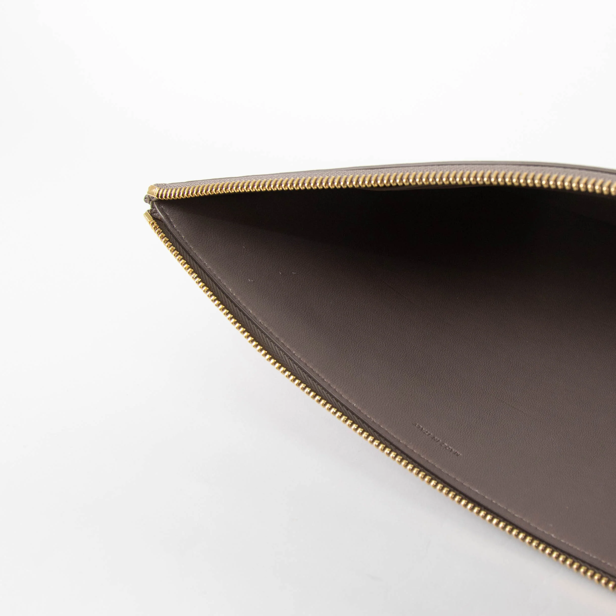 Smythson Taupe Croc Embossed iPad Cover - Image 6