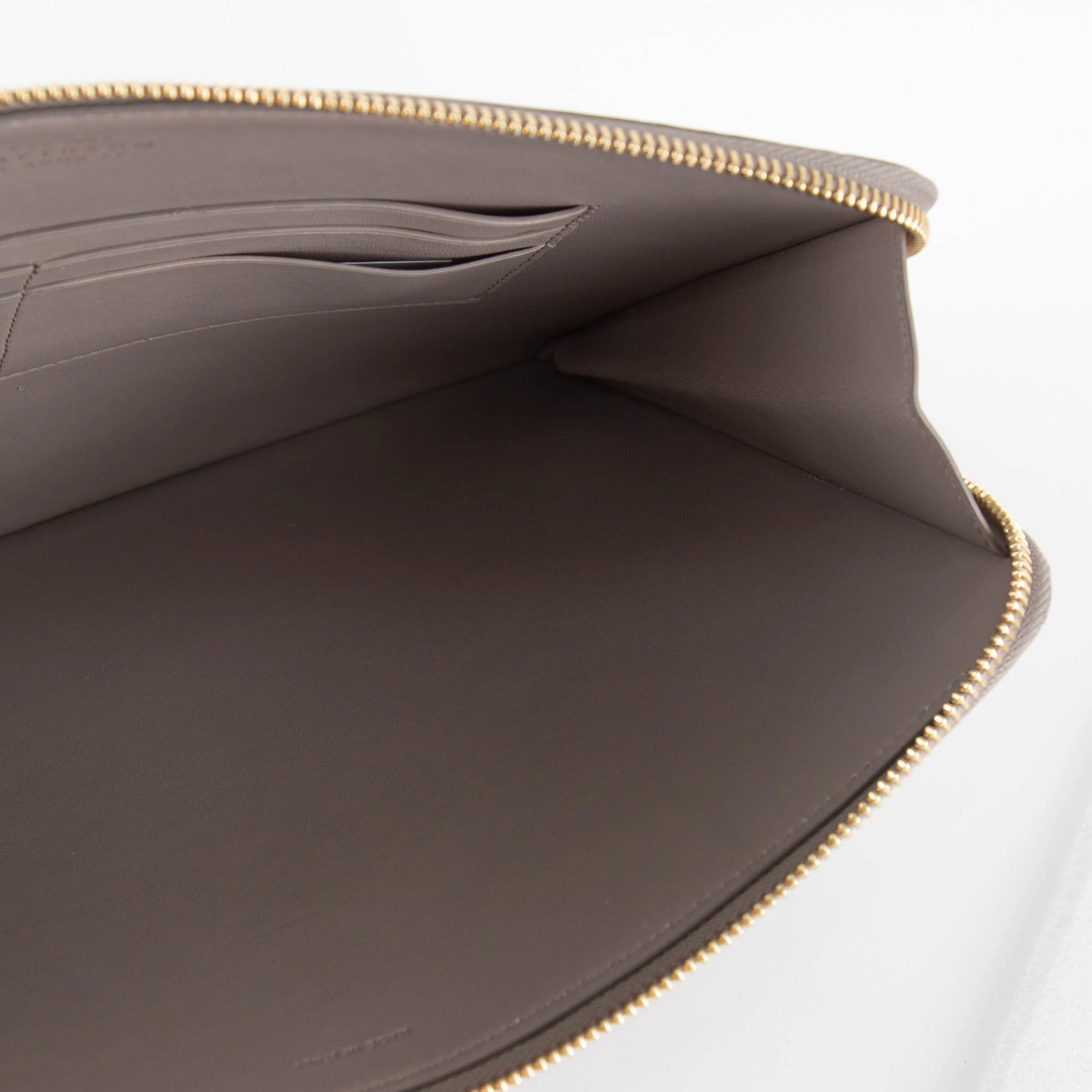 Smythson Taupe Croc Embossed iPad Cover - Image 7