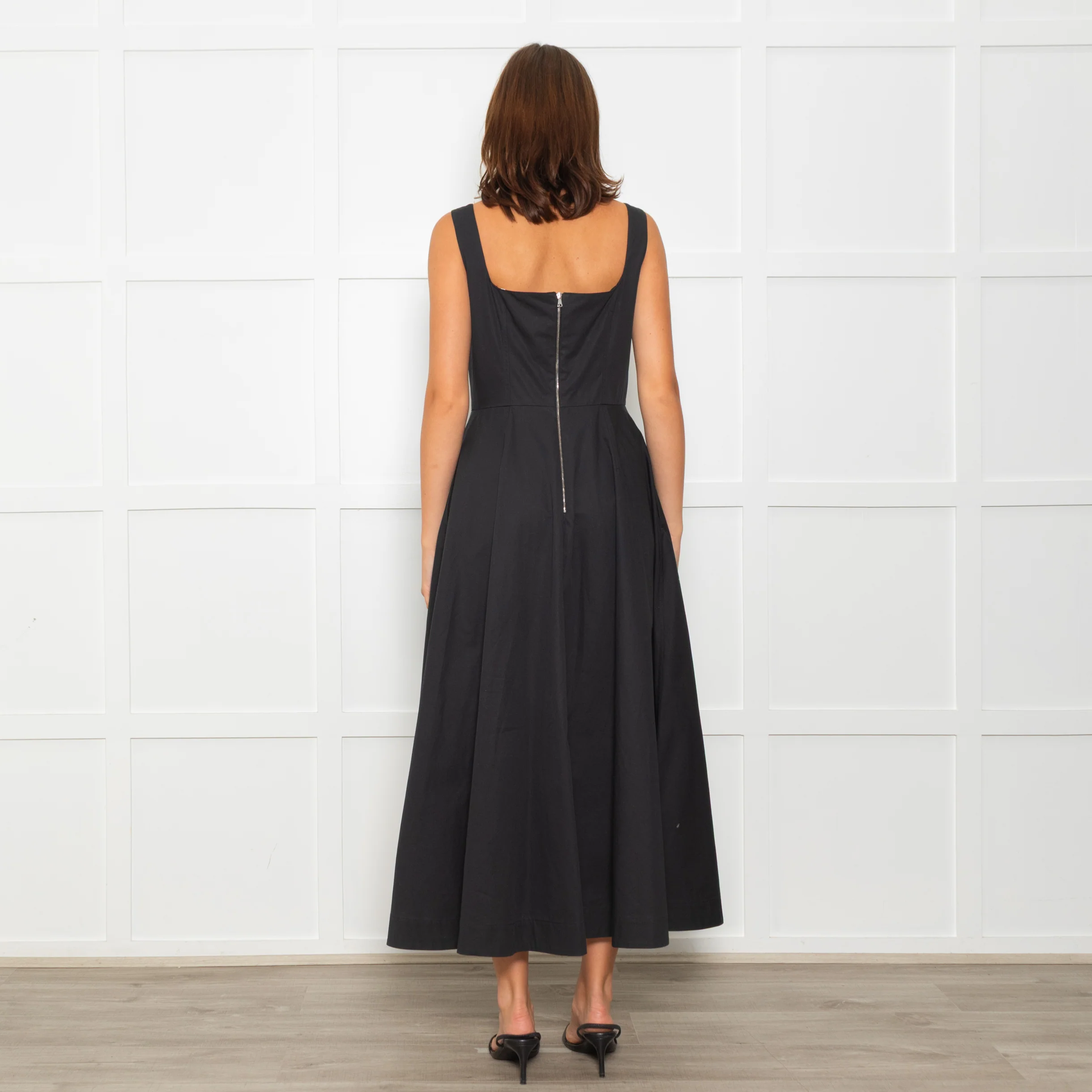 Sportmax Faida Black Square Scoop Neck Pleated Maxi Dress - Image 5