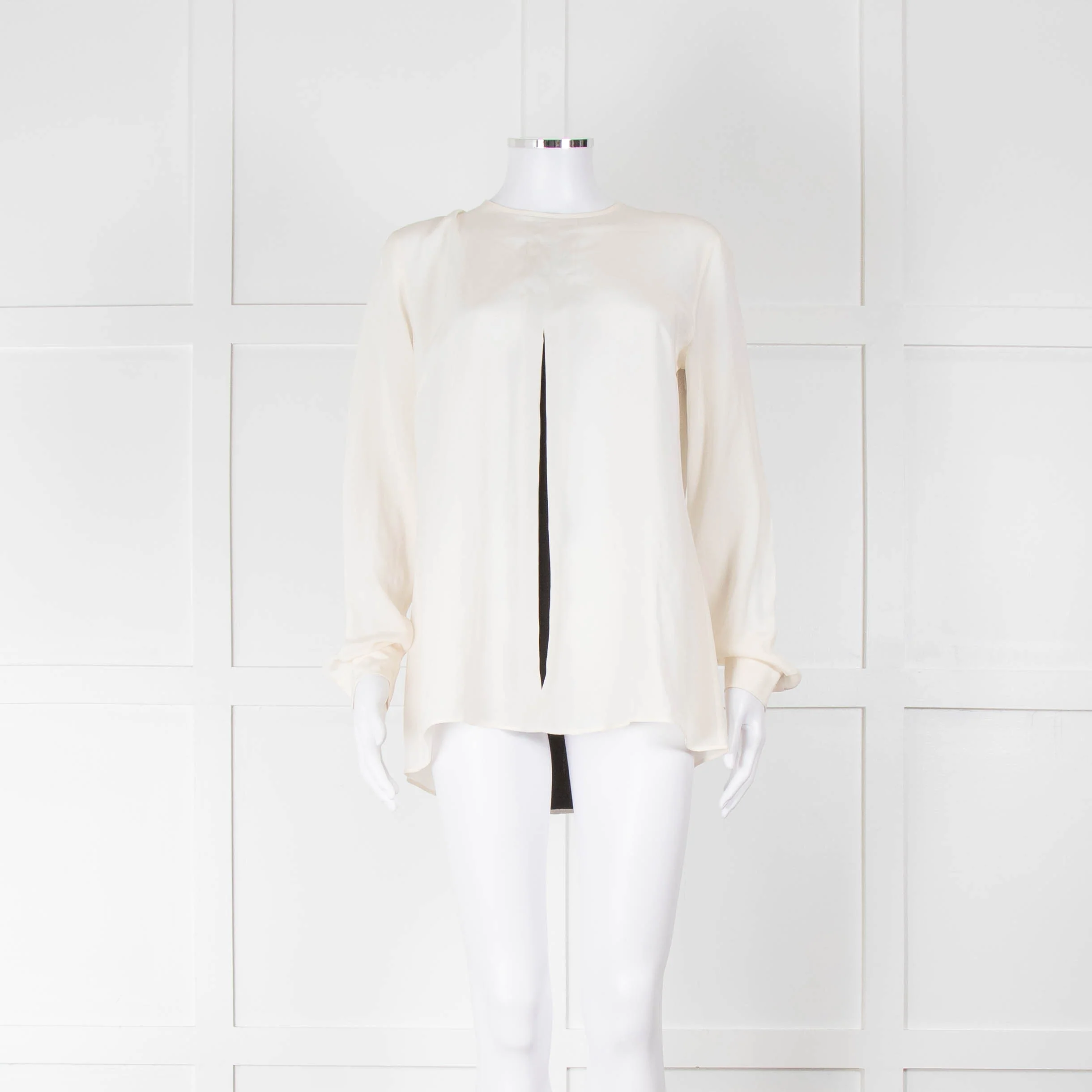 Sportsmax Cream and Black Silk Long Sleeve Top