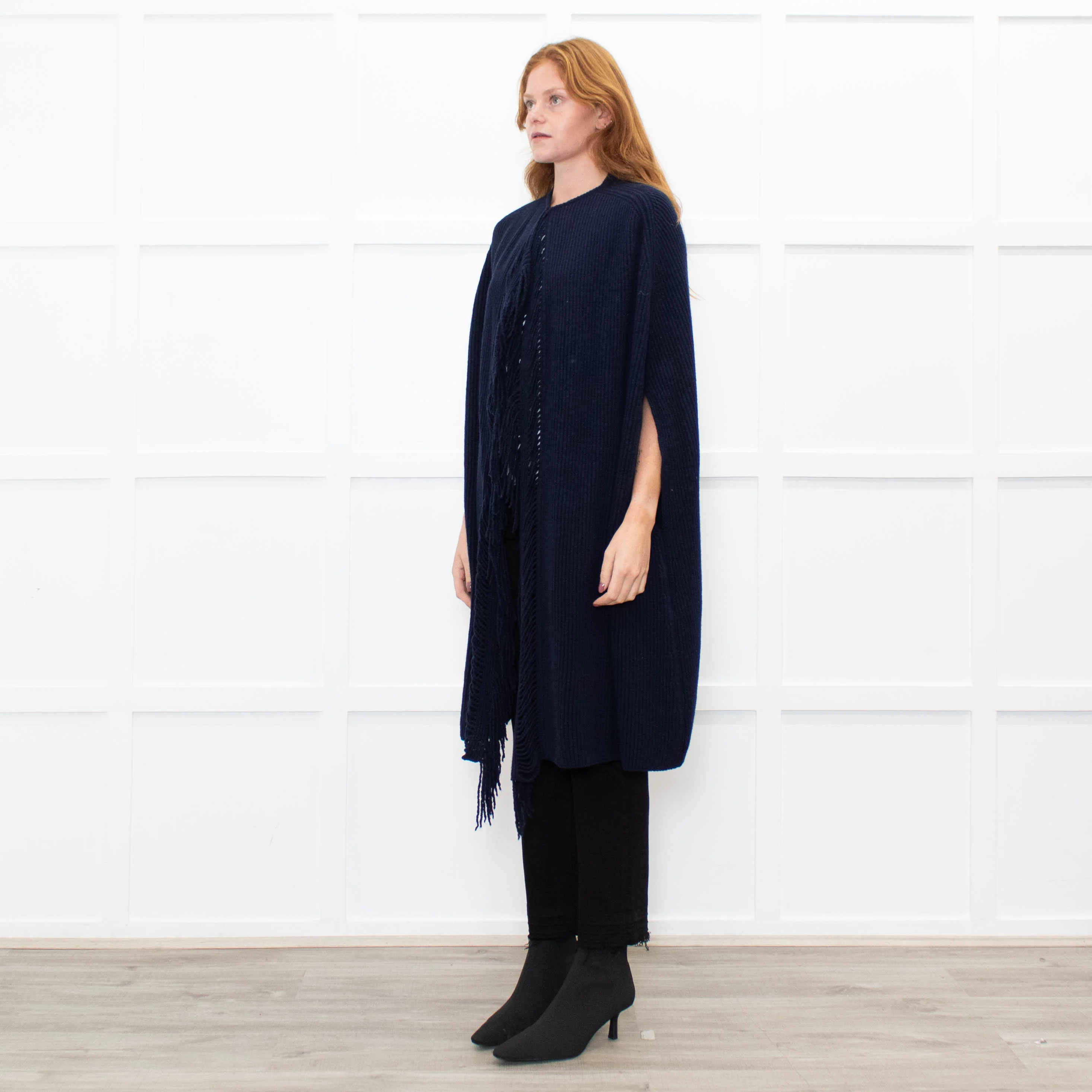 Stella McCartney Navy Front Fringe Sleeveless Knit Cape - Image 3