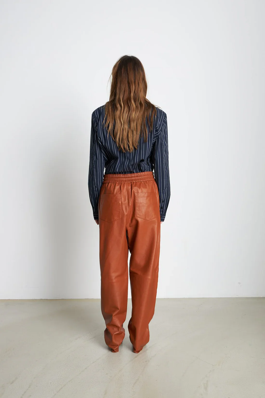 Stella Nova 'Fadima' Leather Trousers in Cognac - Image 3