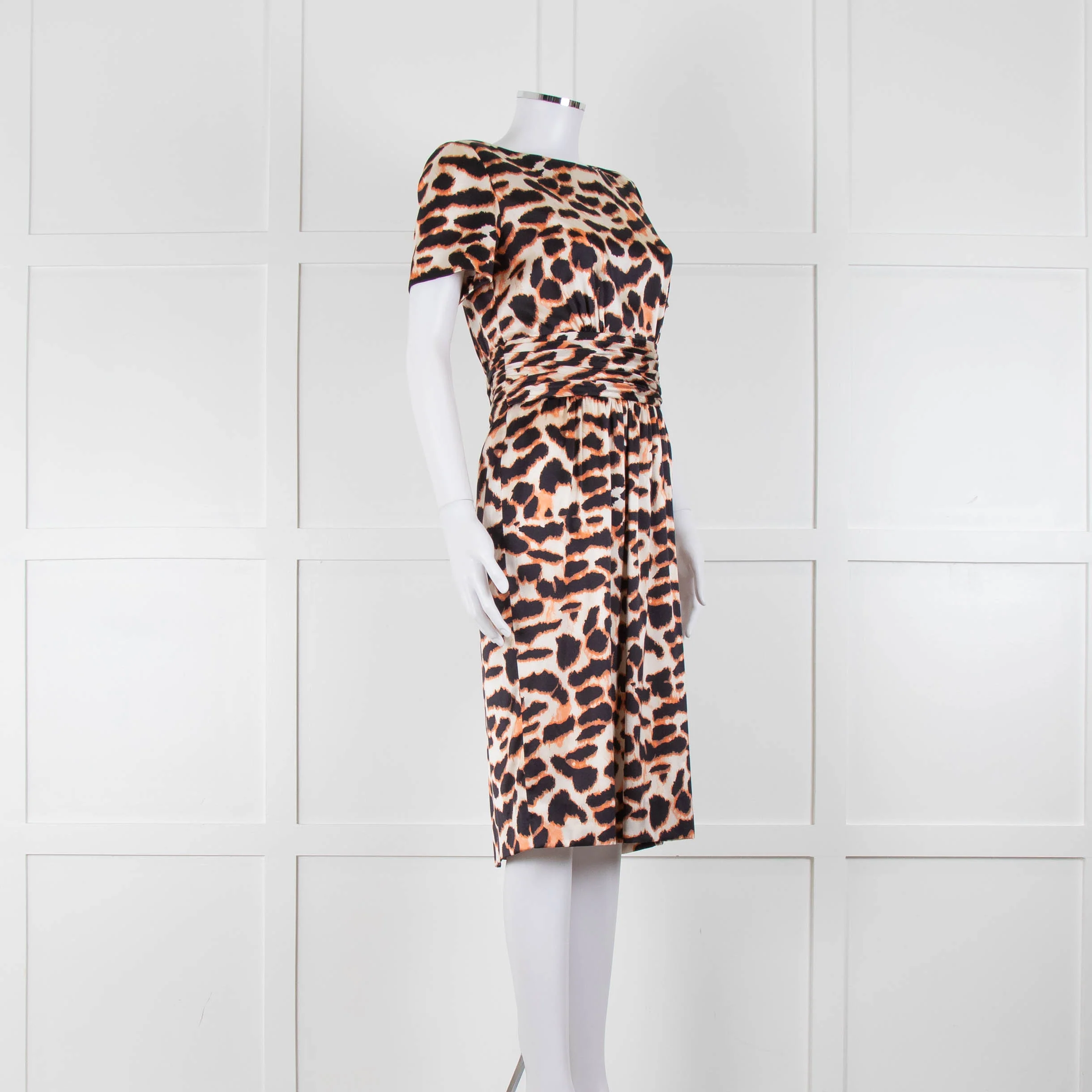 Stewart Parvin Cream Black Animal Print Silk Short Sleeve Dress - Image 2