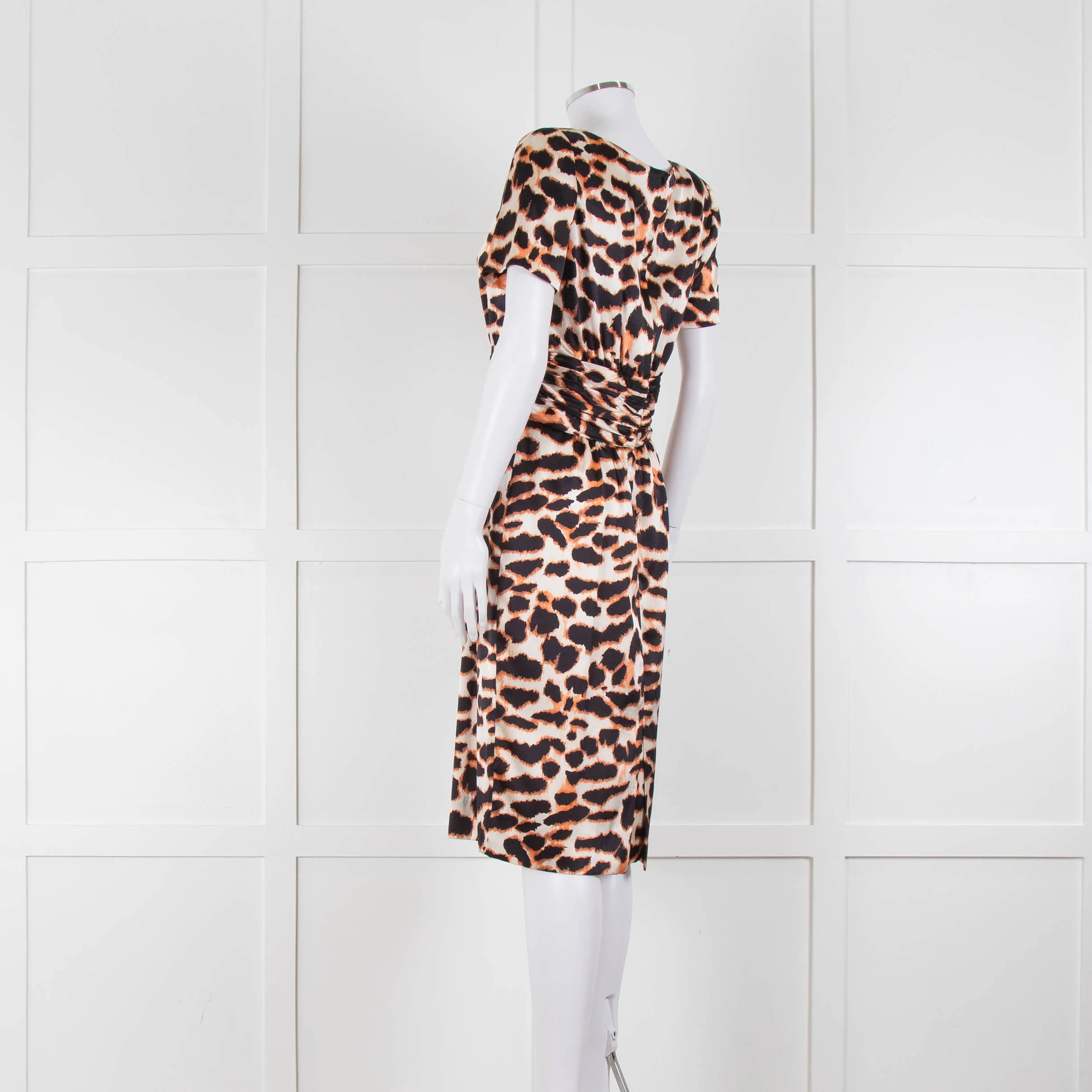 Stewart Parvin Cream Black Animal Print Silk Short Sleeve Dress - Image 6