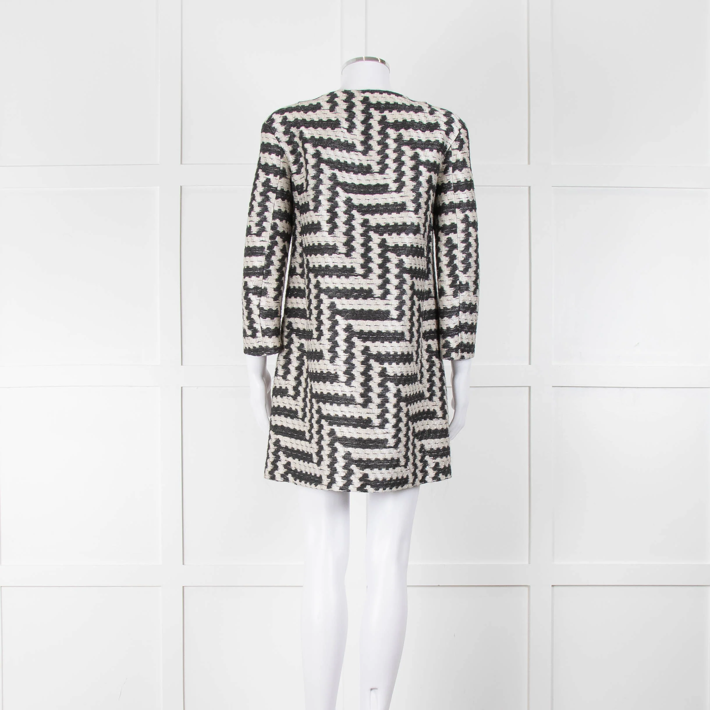Stills White Black Zig Zag Coat - Image 5
