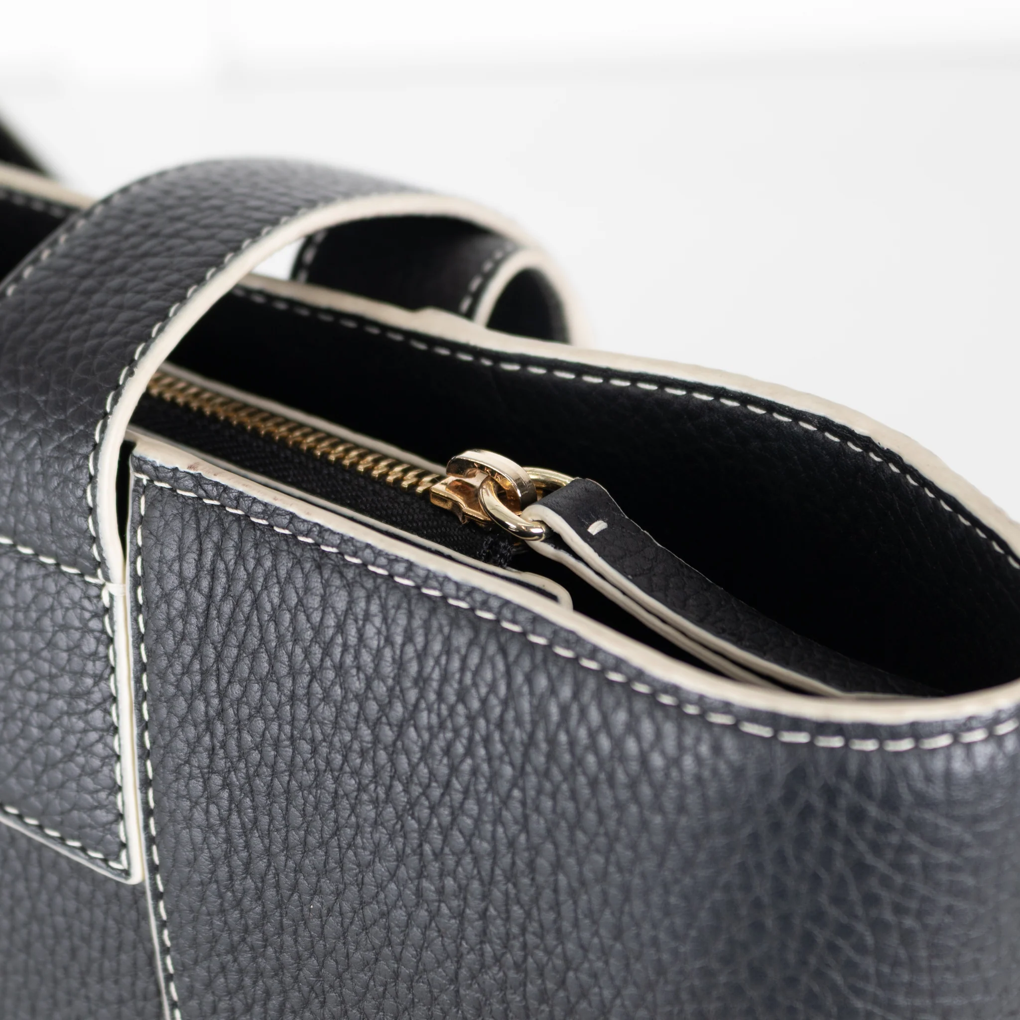 Strathberry Black Tote Bag with White Trim - Image 10