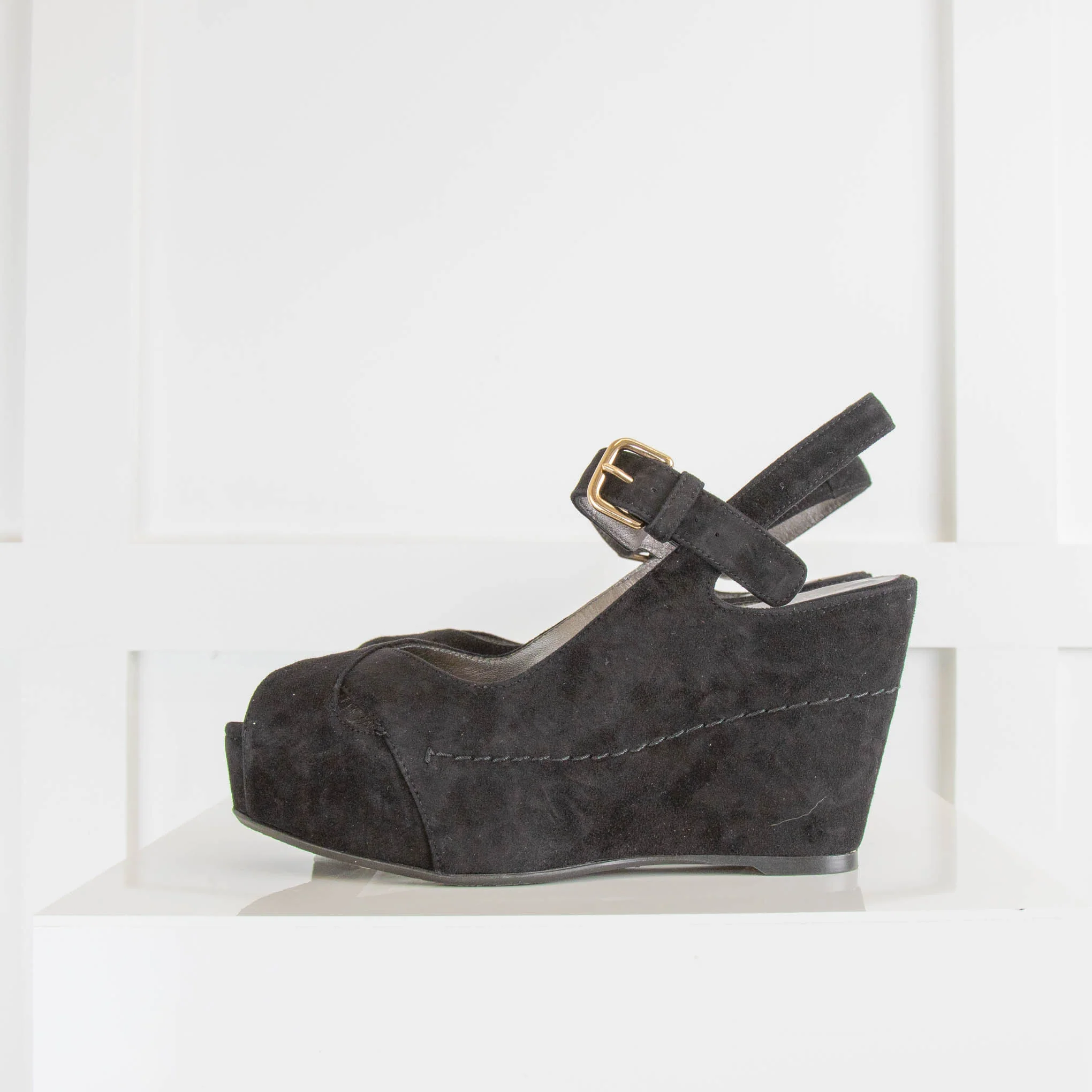 Stuart Weitzman Black Turnover Sandal - Image 3
