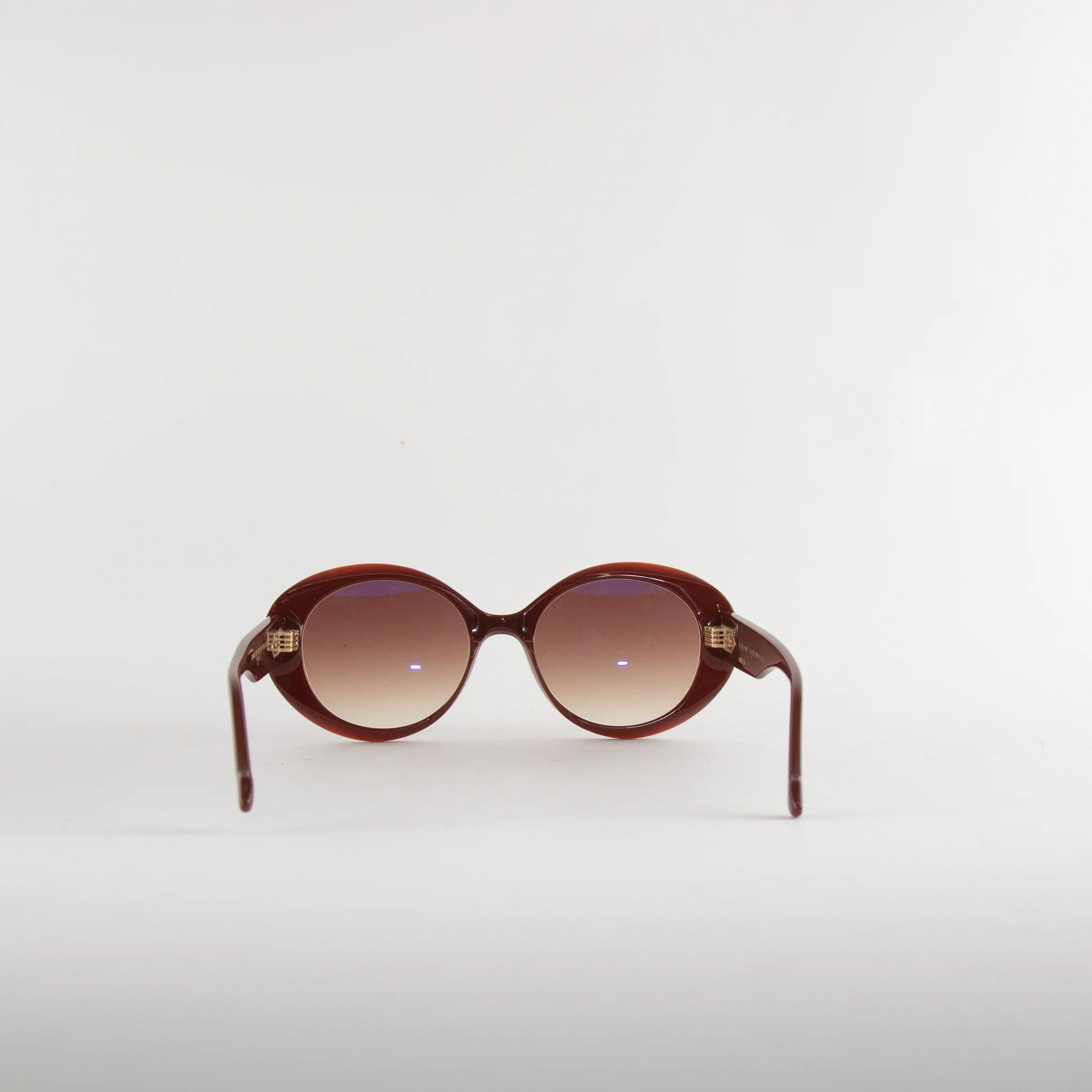 Sunday Somewhere Maroon Amelia Sunglasses - Image 4