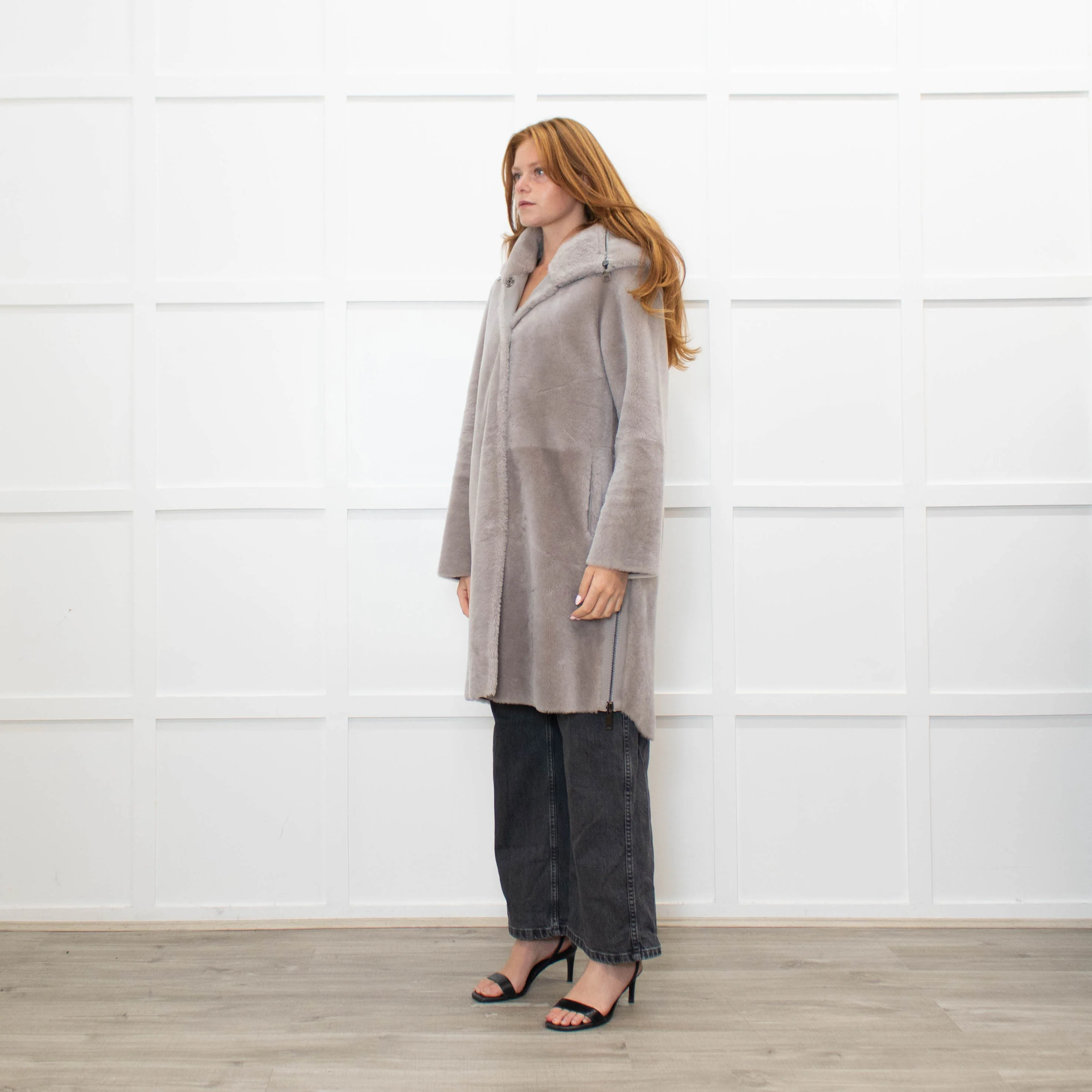 Suprema Grey Shearling Reversible Hooded Coat - Image 3