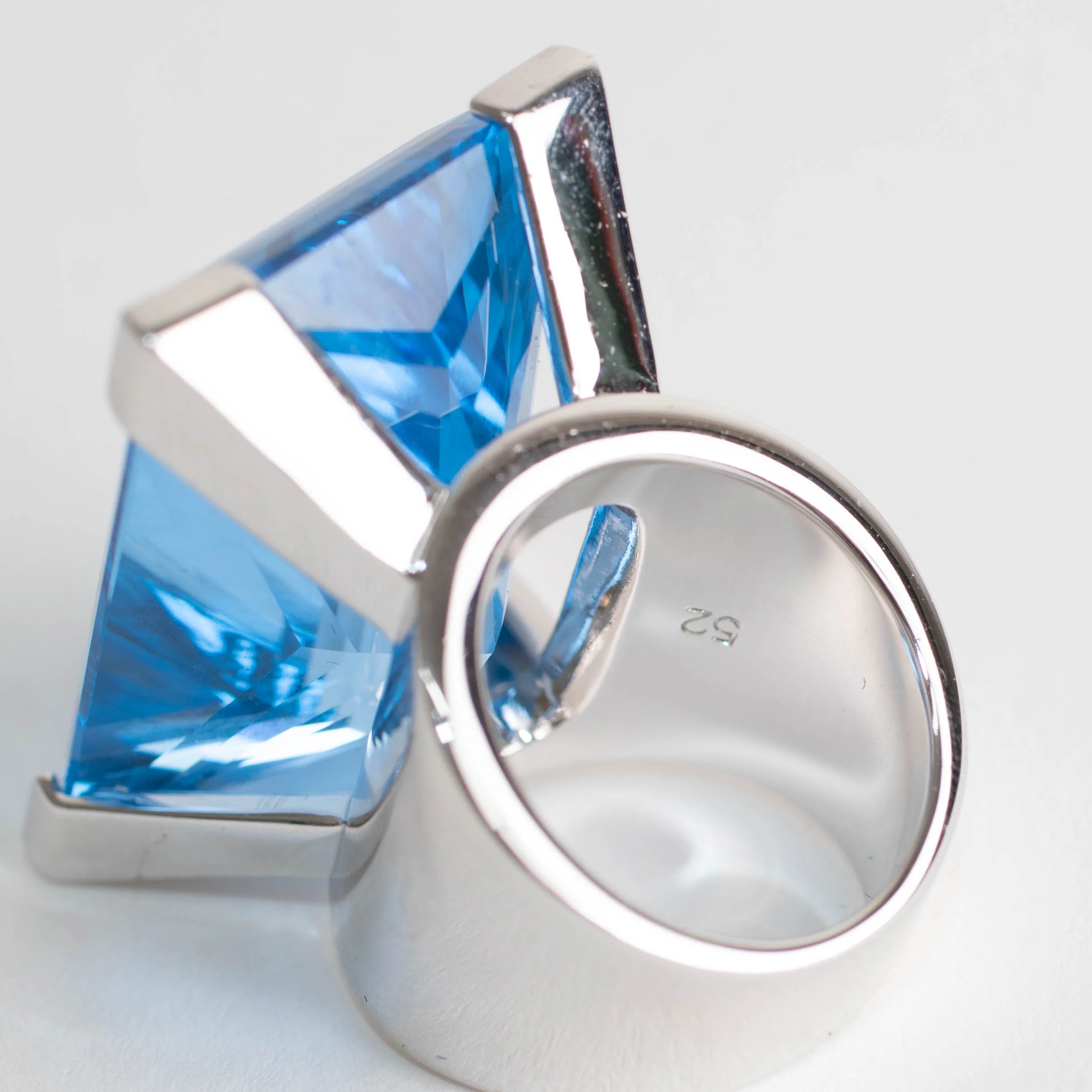Swarovski Silver Blue Moonshine Crystal Statement Ring - Image 7