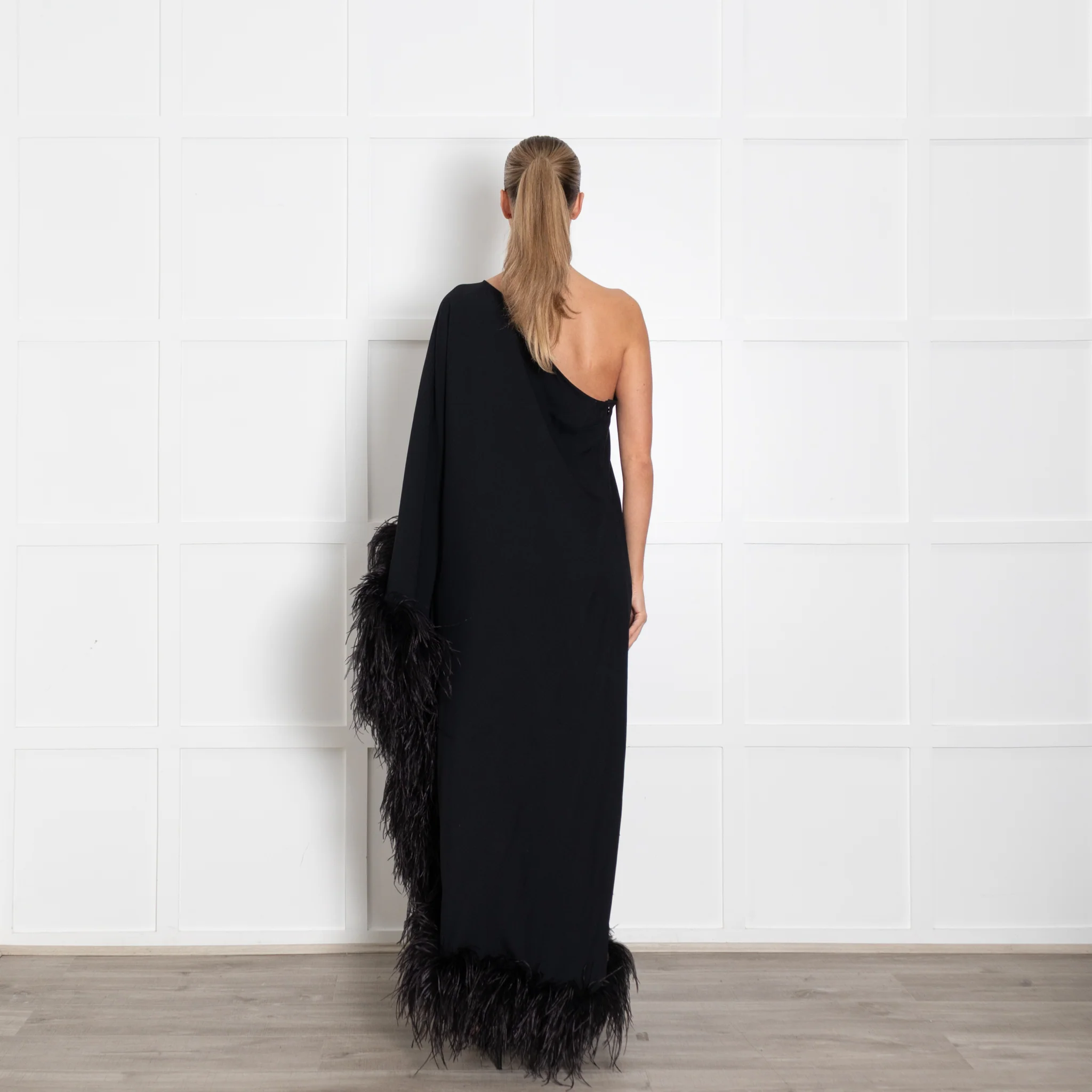 Taller Marmo Black One Shoulder Feathered Eternity Dress - Image 5