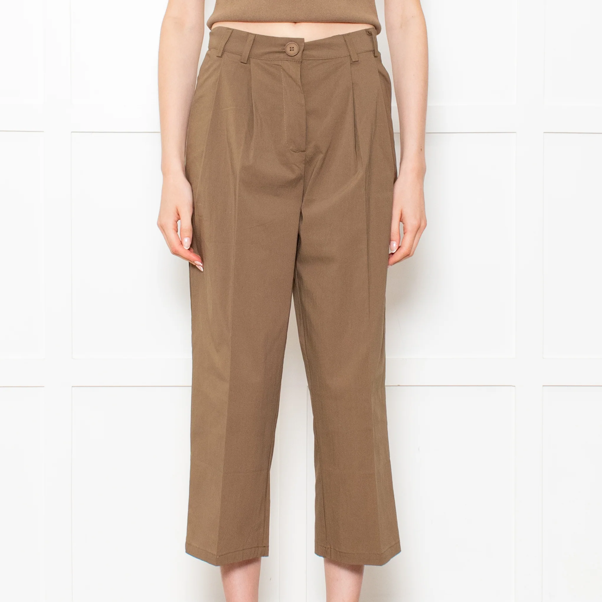 The Editor's Market Khaki Pleated Trousers - Image 2
