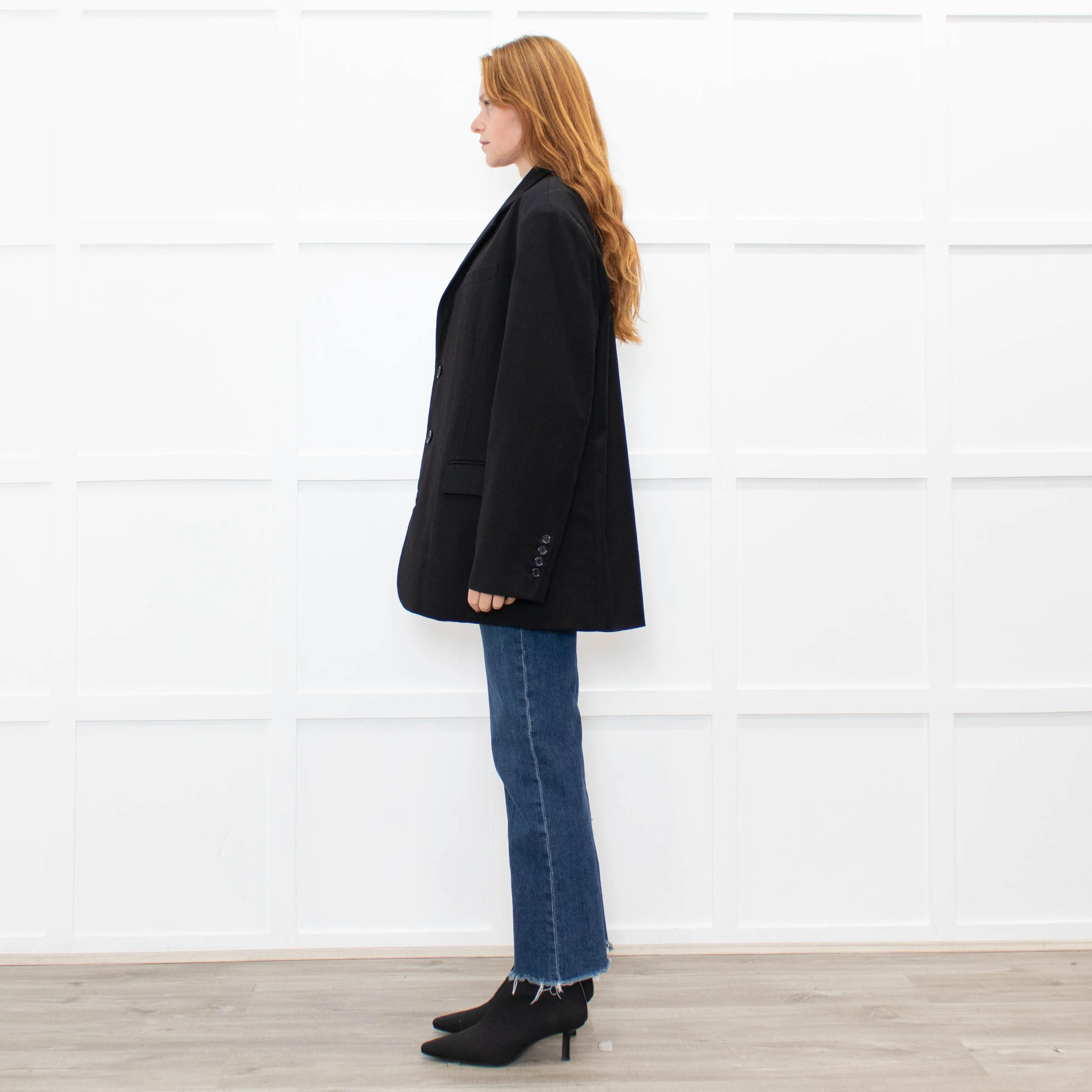 The Frankie Shop Black Oversized Single-Breasted Blazer Jacket - Image 4
