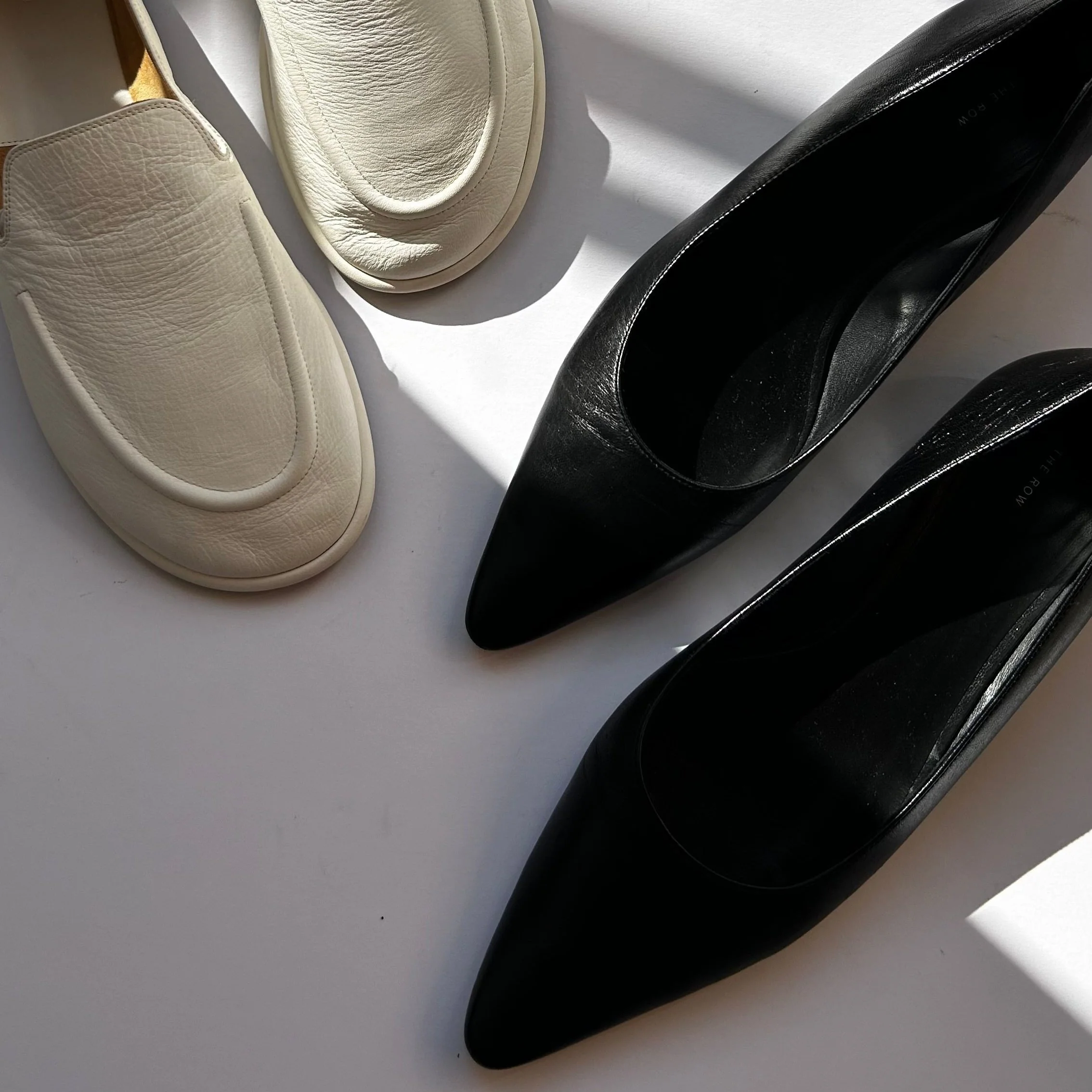 The Row Black Leather Pointed Flat Shoes - Image 8
