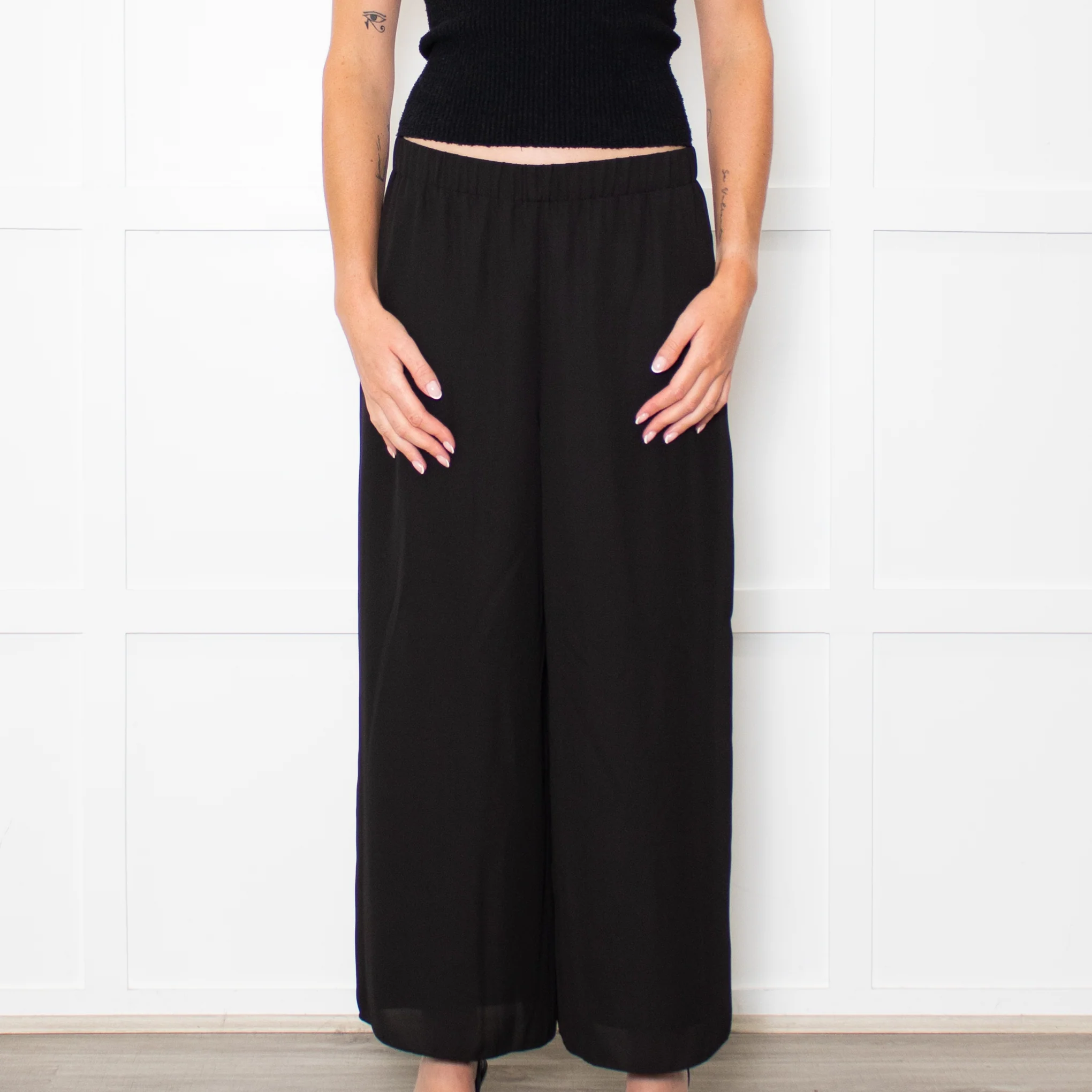 Theory Black Crepe Wide Leg Culottes - Image 2
