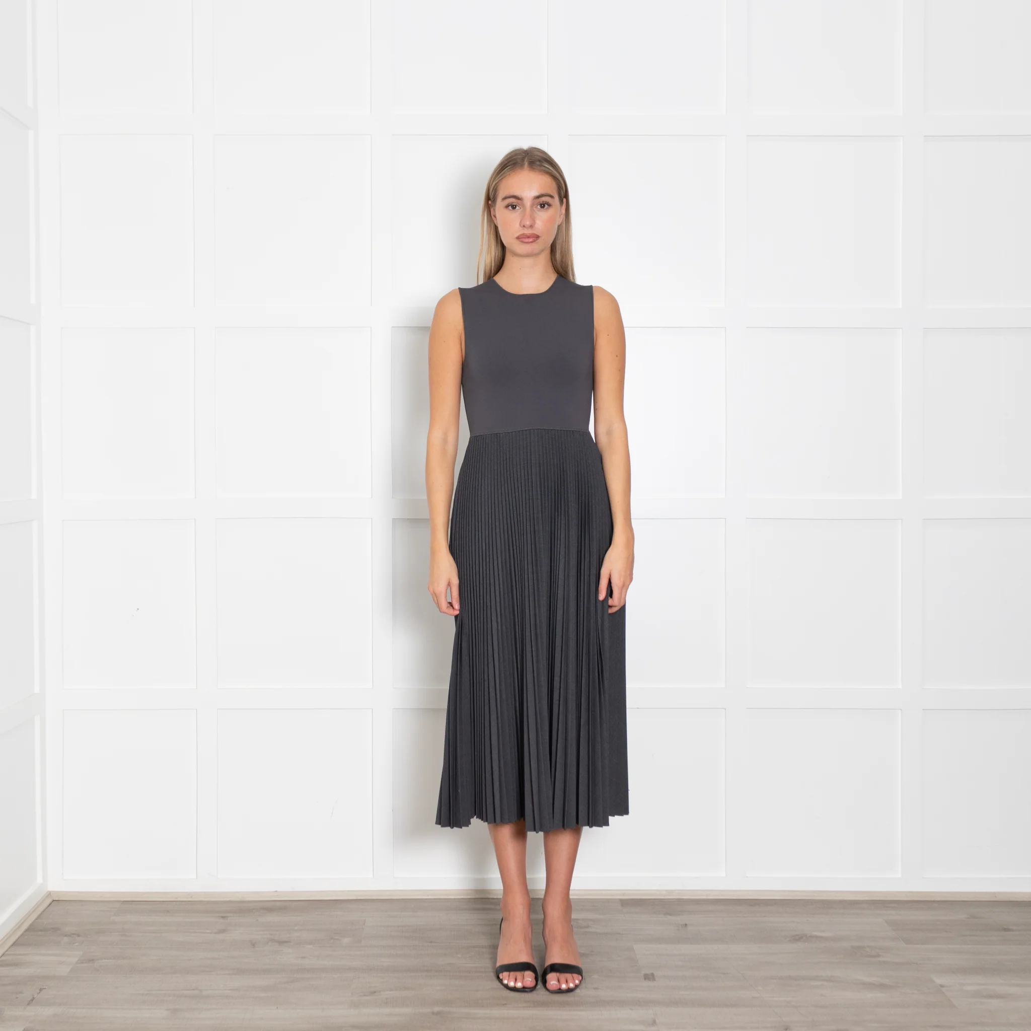 Theory Grey Pleated Detail Sleeveless Dress