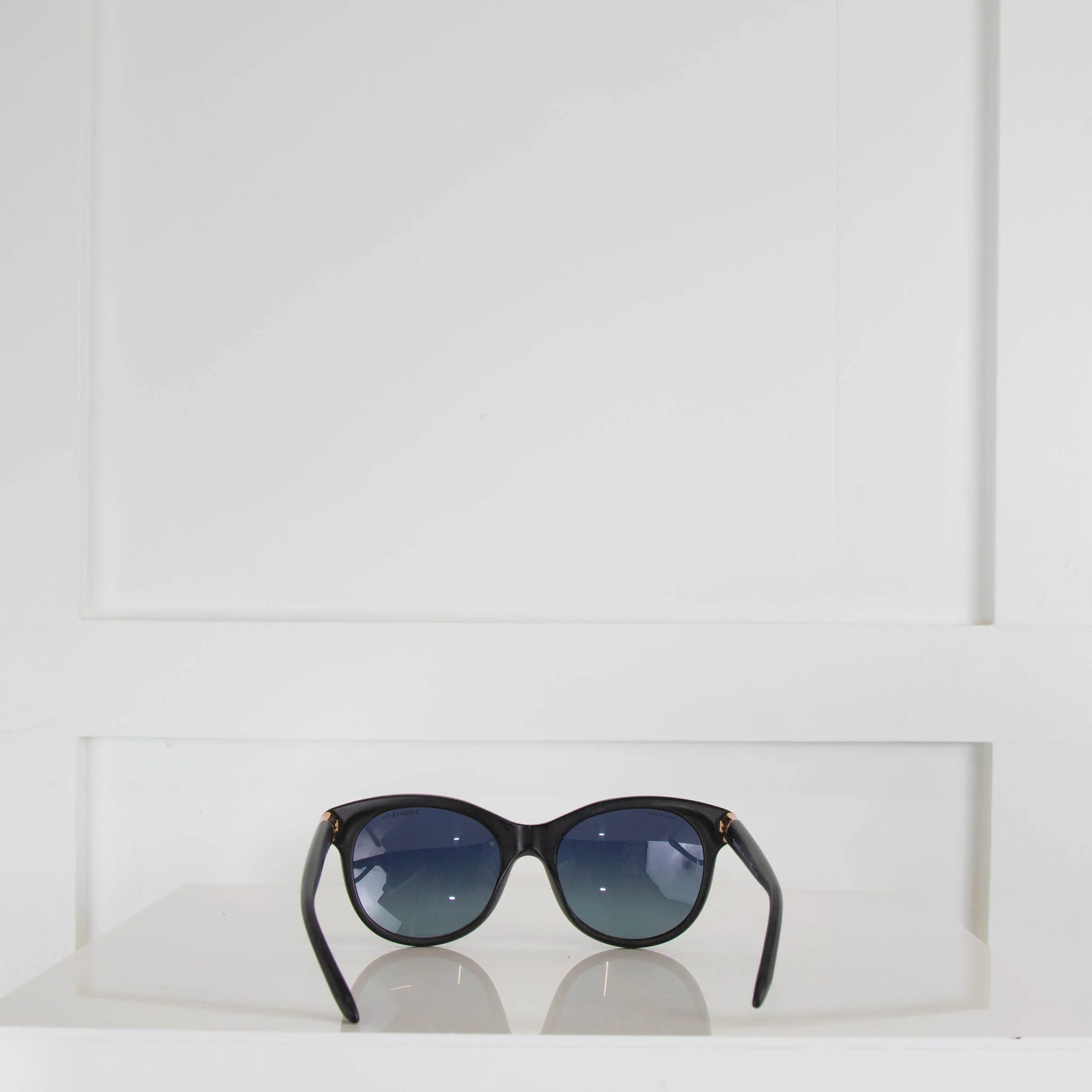 Tiffany & Co Matt Black Frame Sunglasses - Image 4