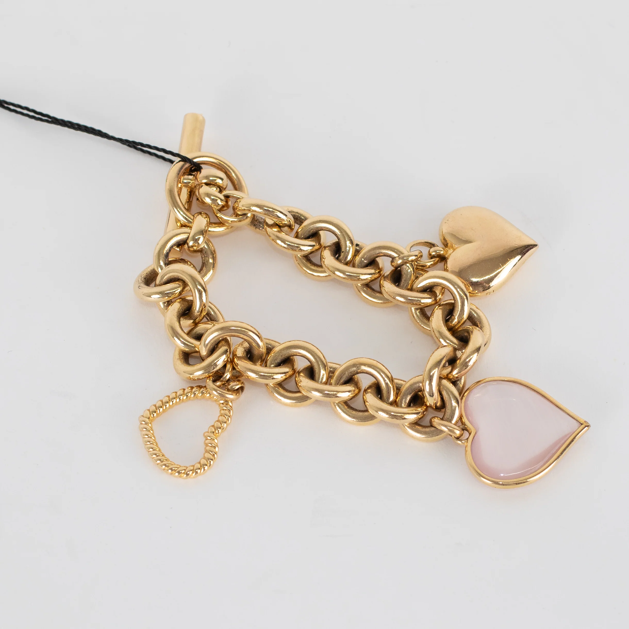 Tilly Sveaas x Laura Fantacci Gold Chunky Charm Bracelet With 3 Heart Charms - Image 2