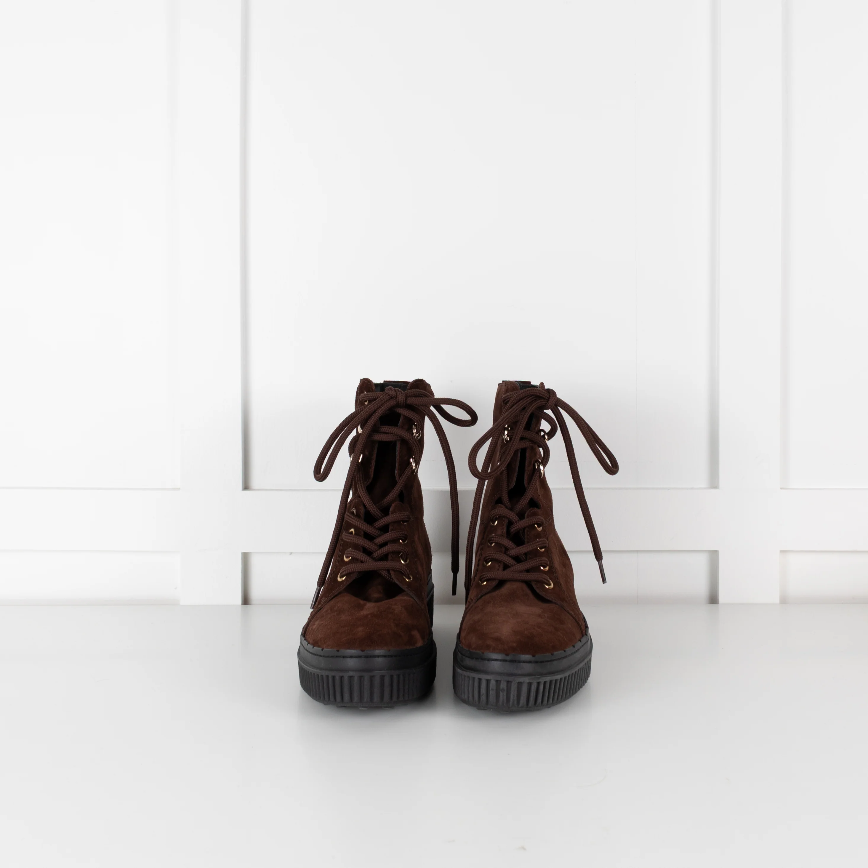 Tod's Brown Suede Lace Up Ankle Boots - Image 3