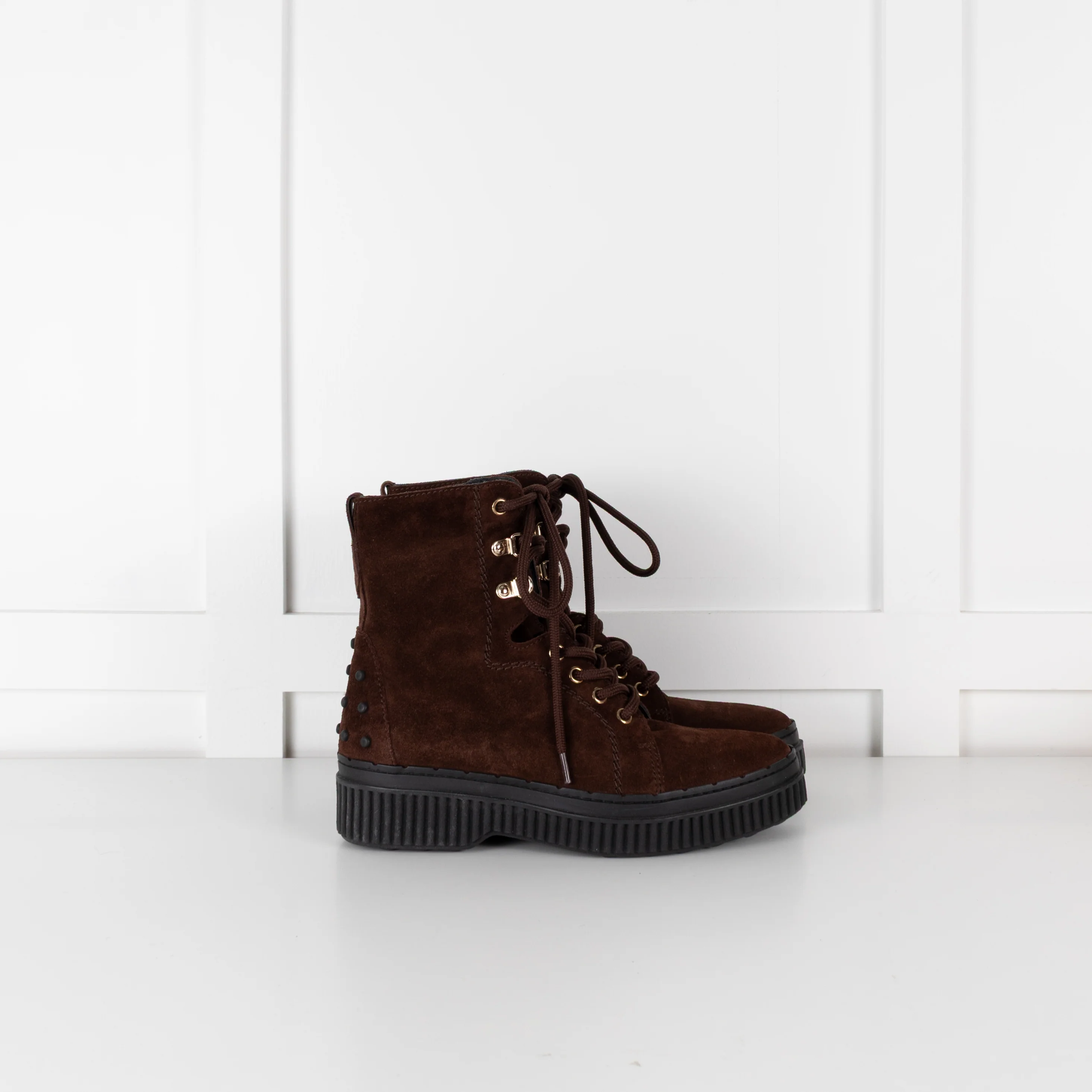 Tod's Brown Suede Lace Up Ankle Boots - Image 4