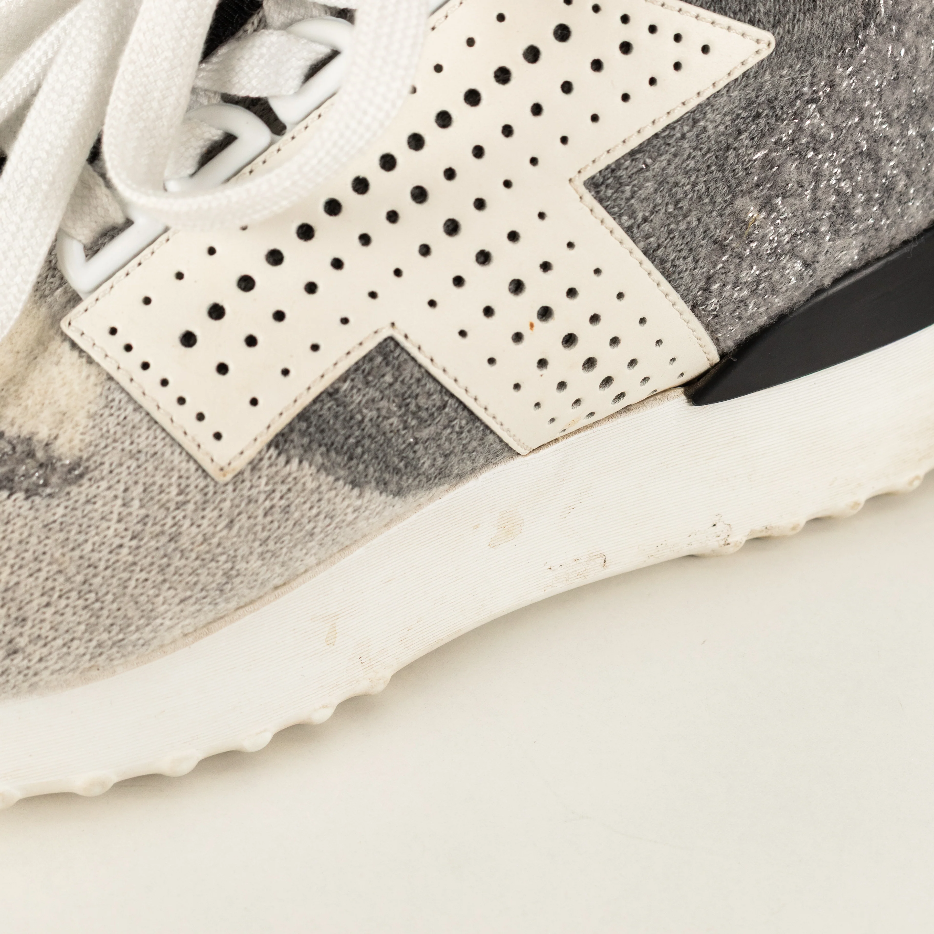 Tods Grey White Silver Lurex Knit Trainers - Image 10