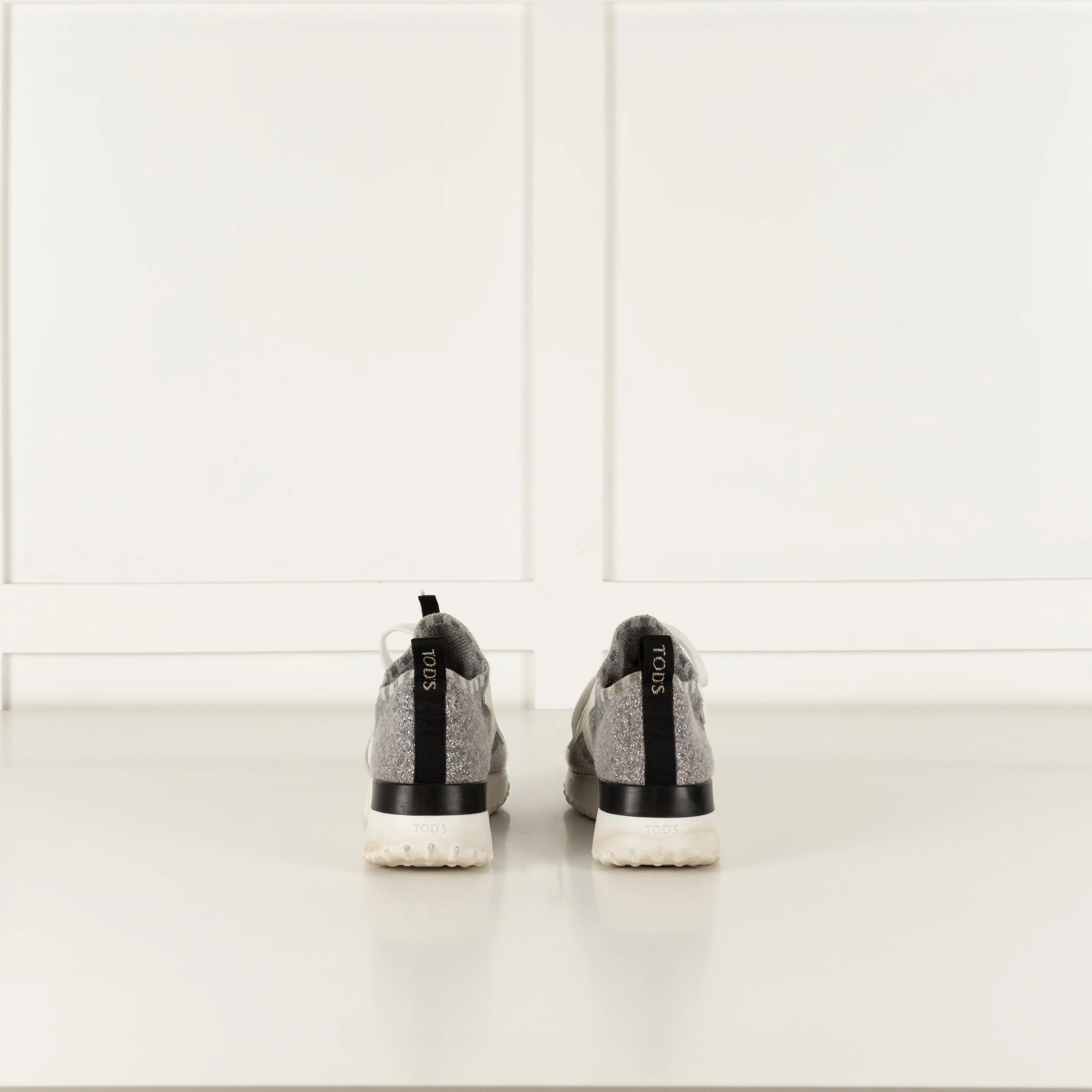 Tods Grey White Silver Lurex Knit Trainers - Image 4
