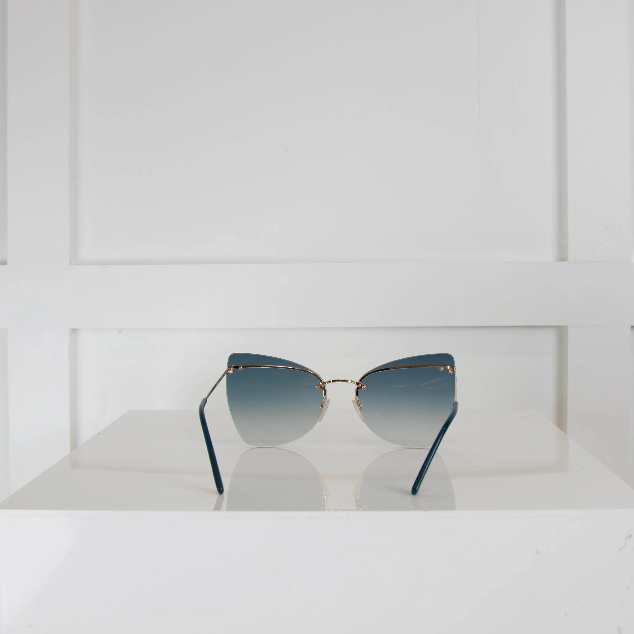 Tom Ford Frameless Camilla Blue Lens Sunglasses - Image 4