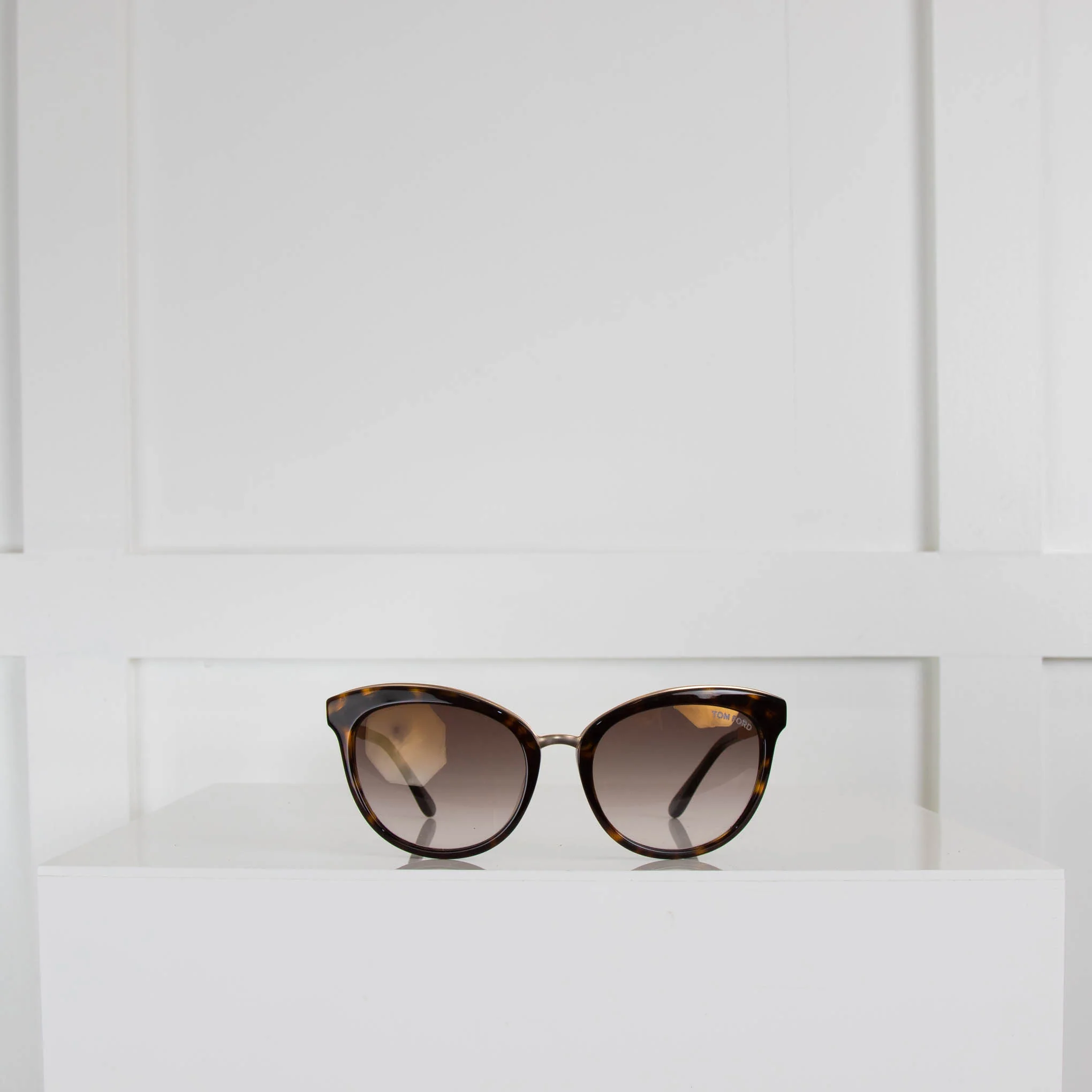 Tom Ford Tortoiseshell Cats Eye Sunglasses - Image 2