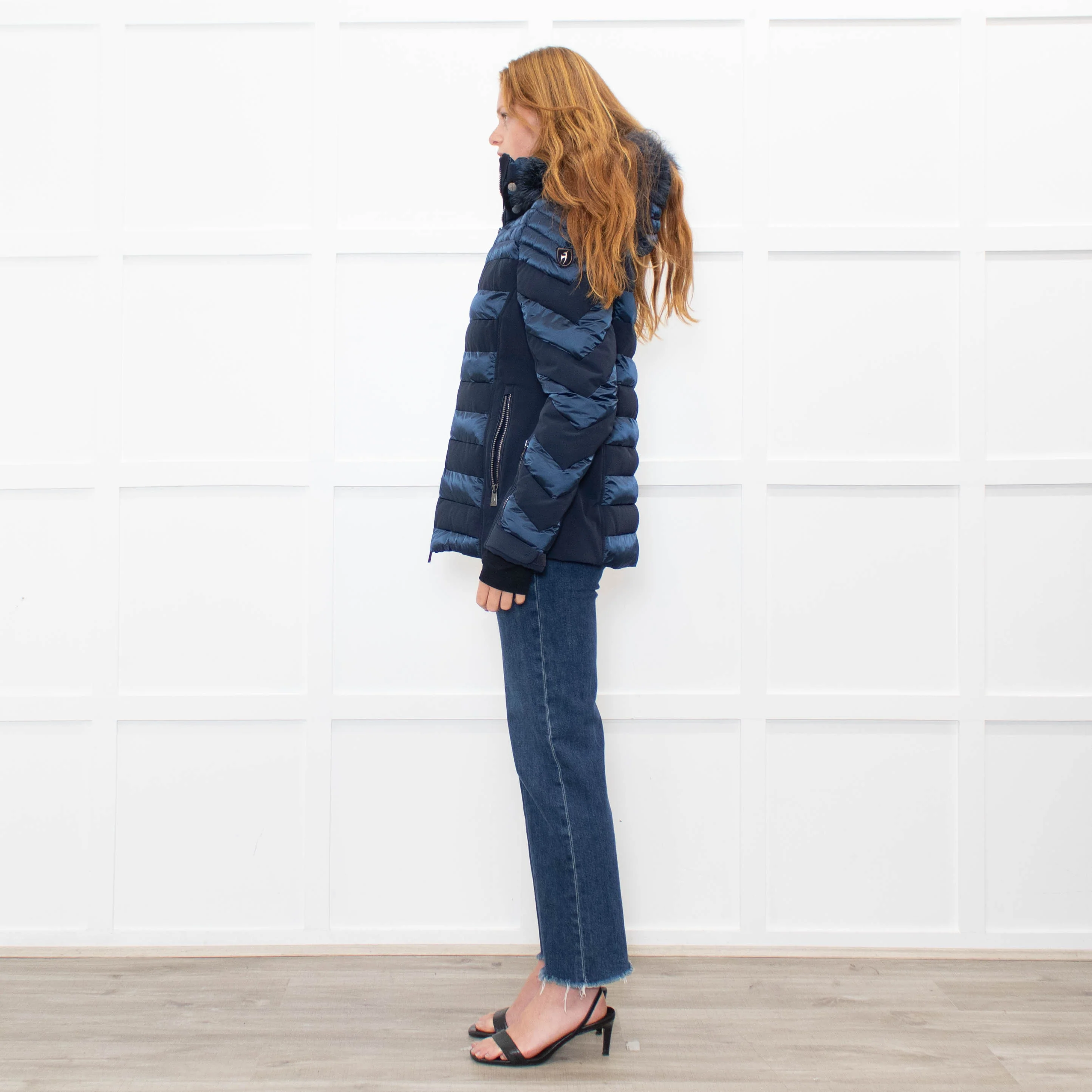 Toni Sailer Navy Blue Fur Trim Hood Ski Jacket - Image 4