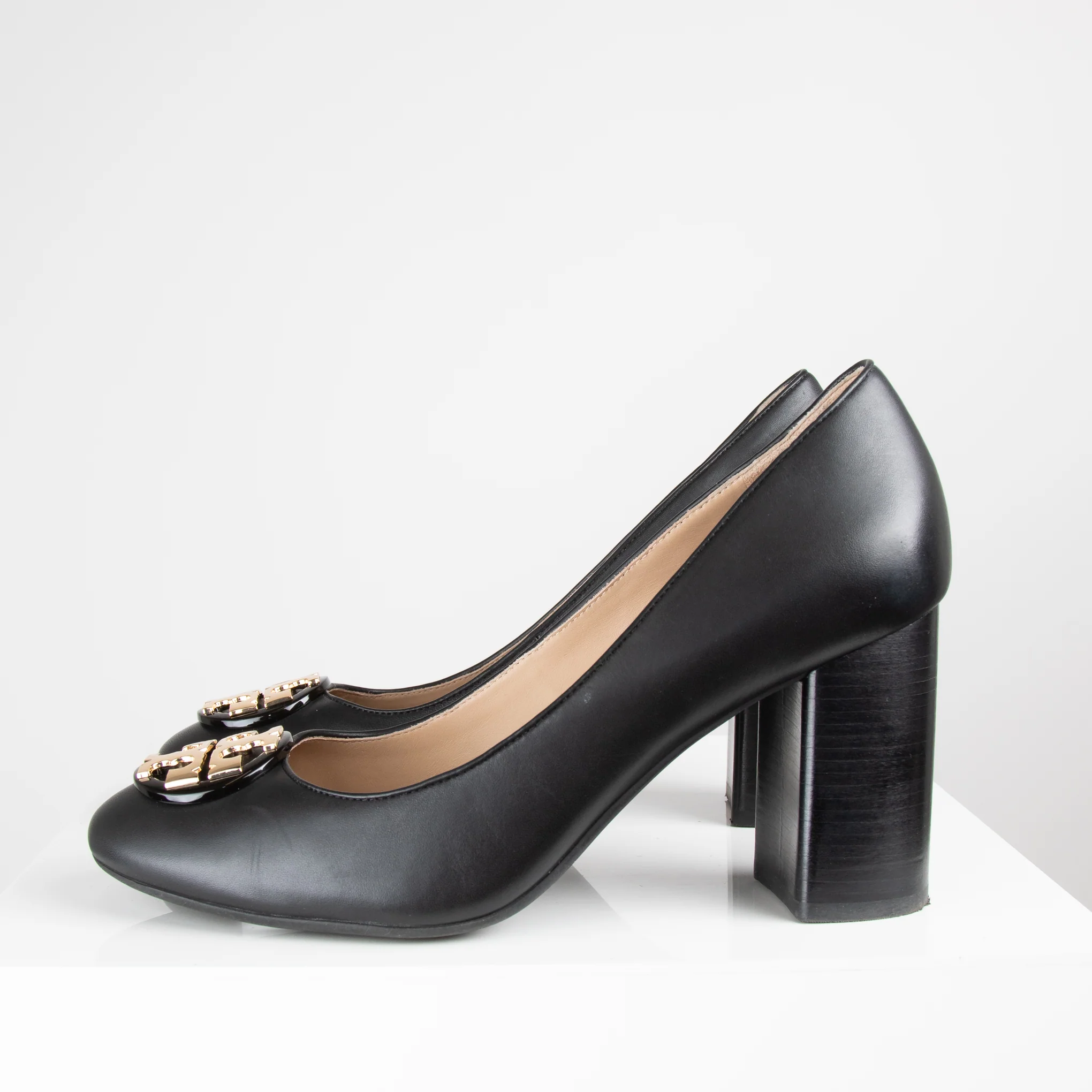 Tory Birch Black Gold Logo Chunky Heel Shoes - Image 3