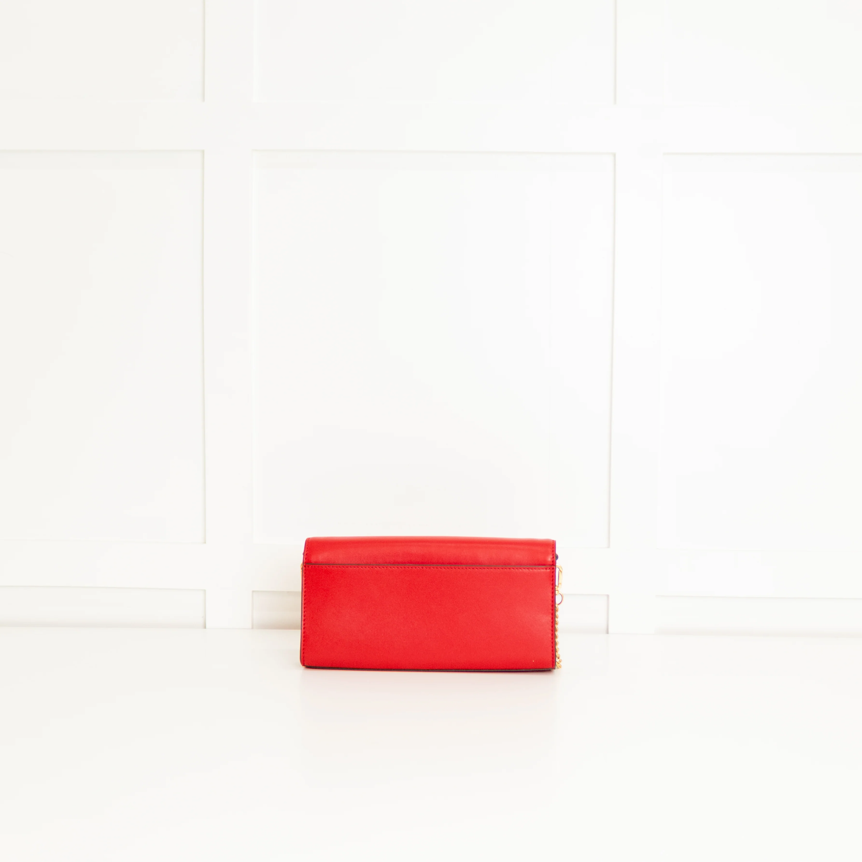 Tory Burch Ruby Red Juliette Gold Chain Clutch - Image 4