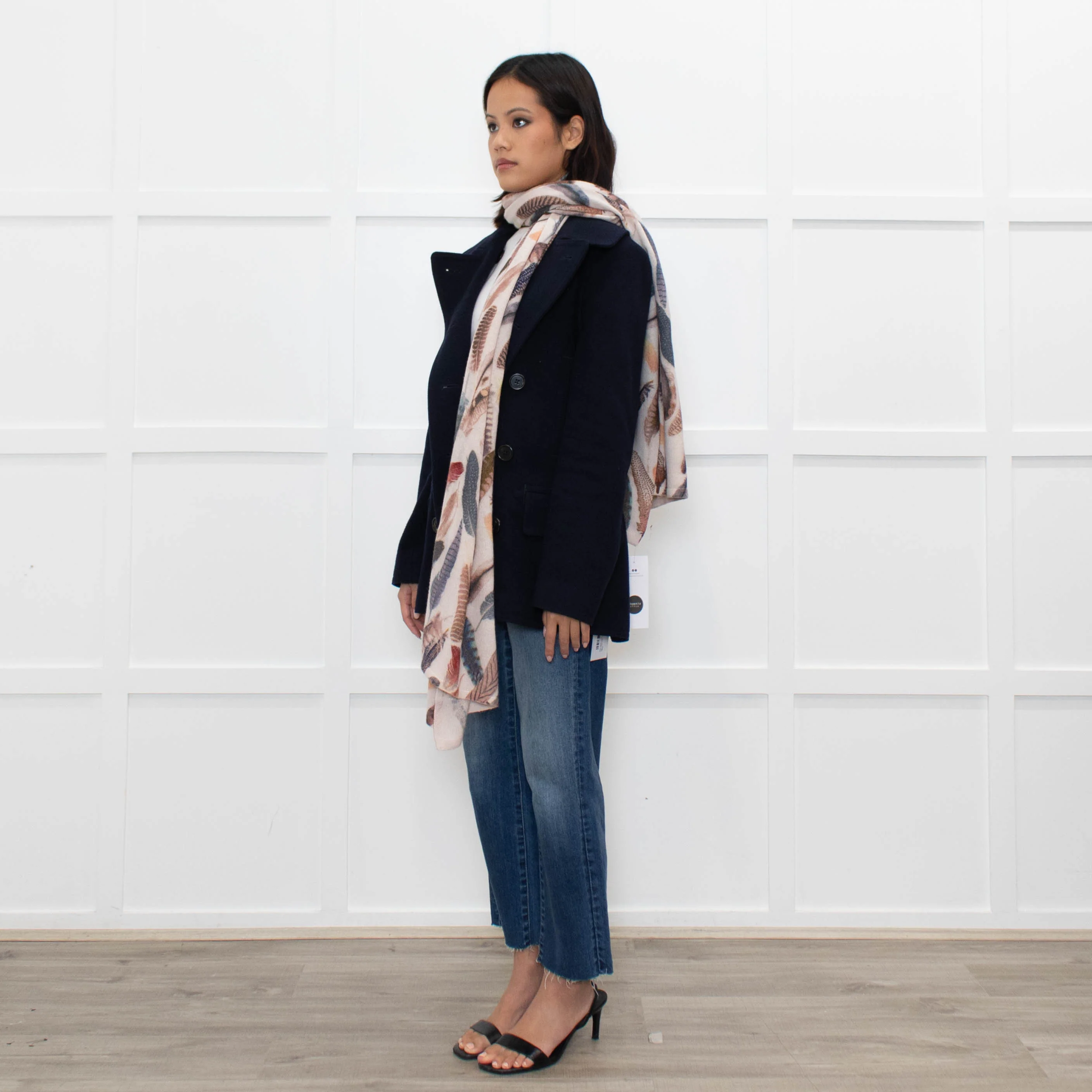 Unbranded Feather Print Cashmere Knitted Scarf - Image 5