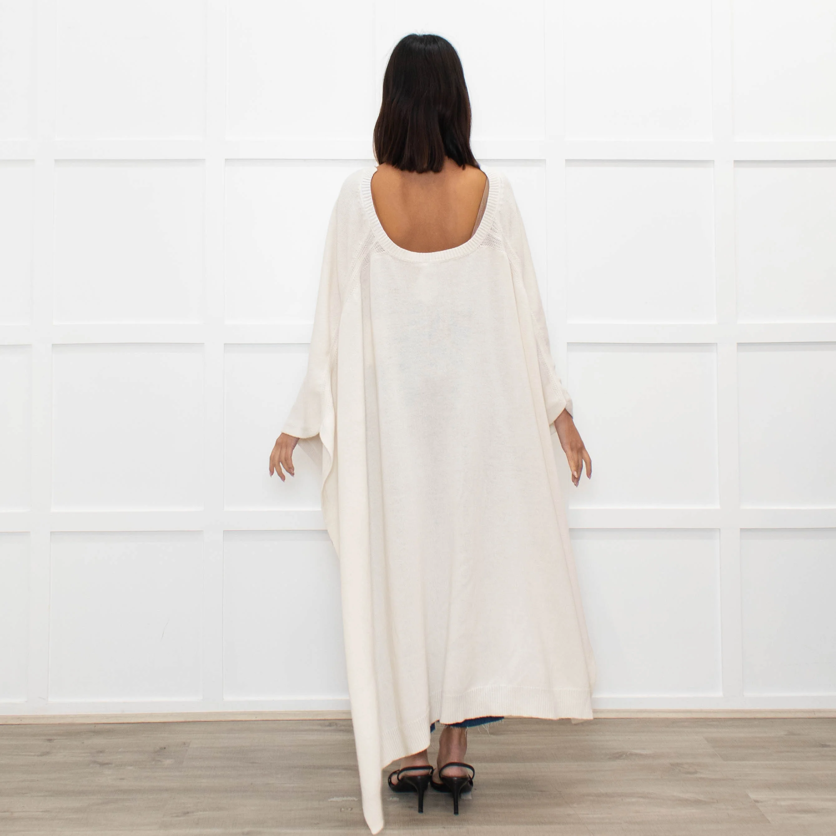 Valentino Cream Deep V Neck Cape - Image 5