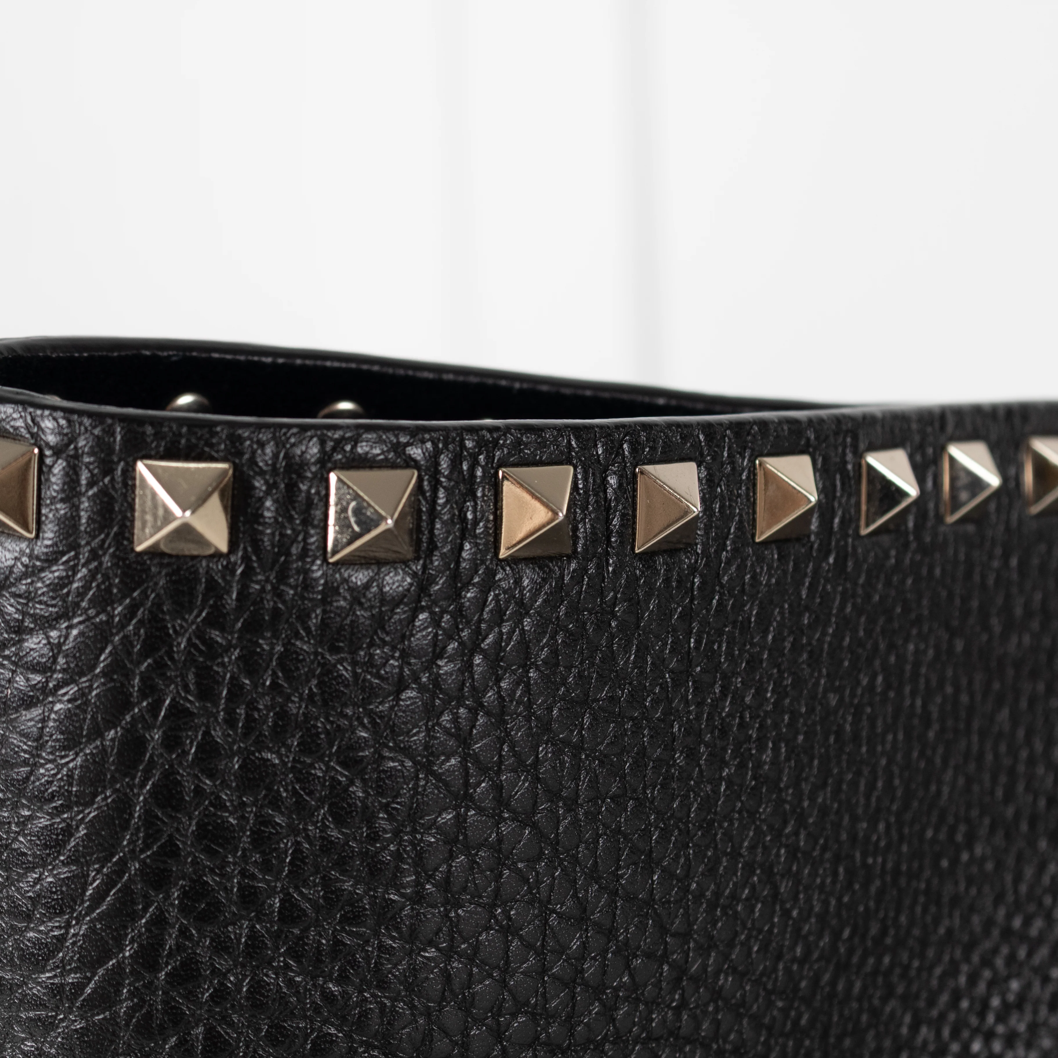 Valentino Garavani Rockstud Black Calf Leather Tote Bag - Image 11