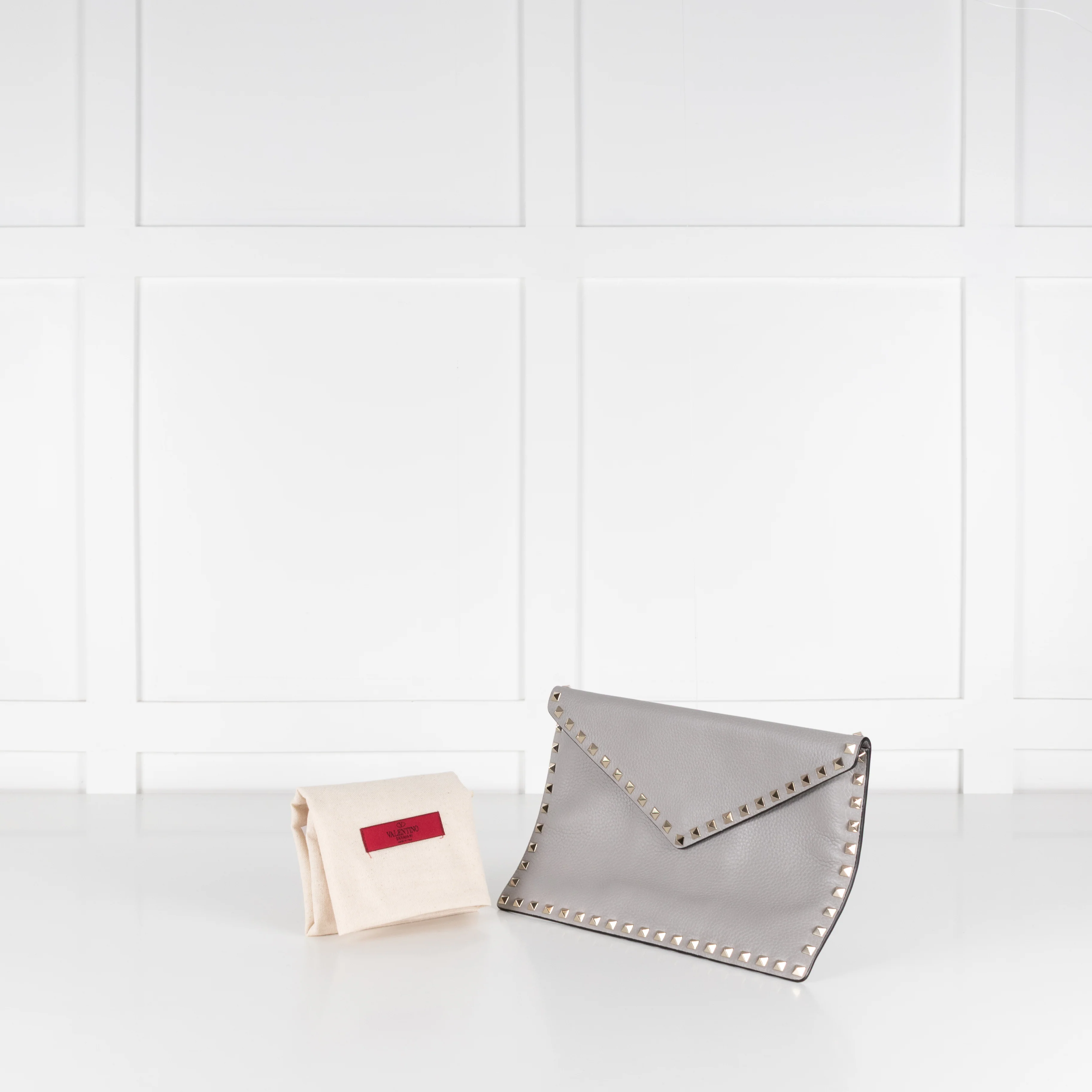 Valentino Grey Grained Leather Rockstud Envelope Clutch - Image 2
