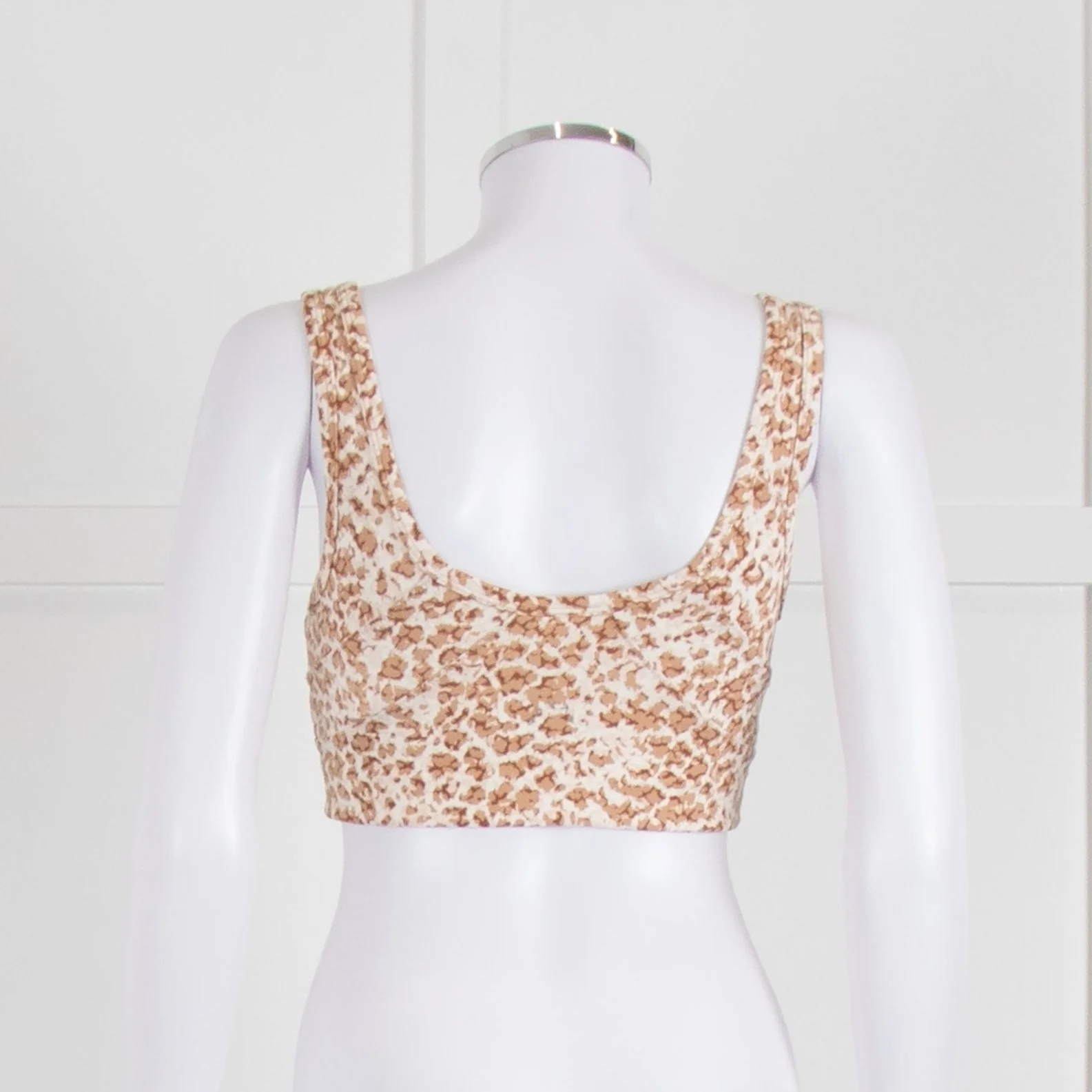 Varley Lets Move Kellam Sports Bra in Tan Animal Print - Image 4
