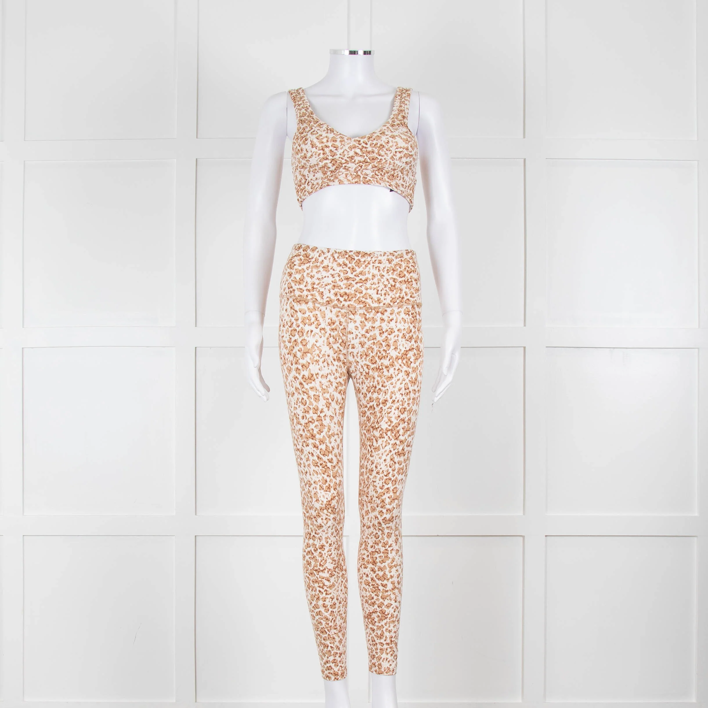Varley Lets Move Kellam Sports Bra in Tan Animal Print - Image 7
