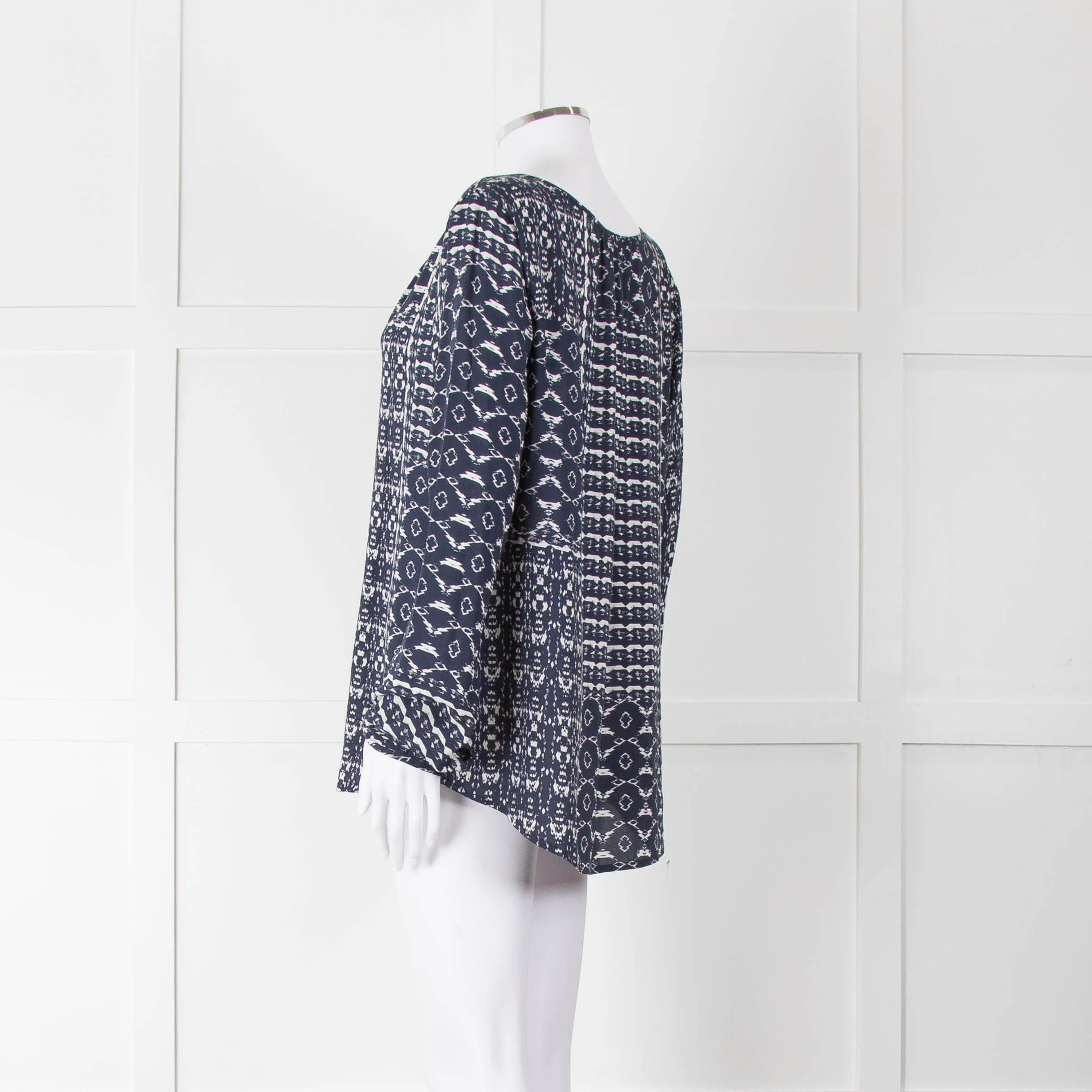Velvet Navy White Geometric Print Long Sleeve Top - Image 6
