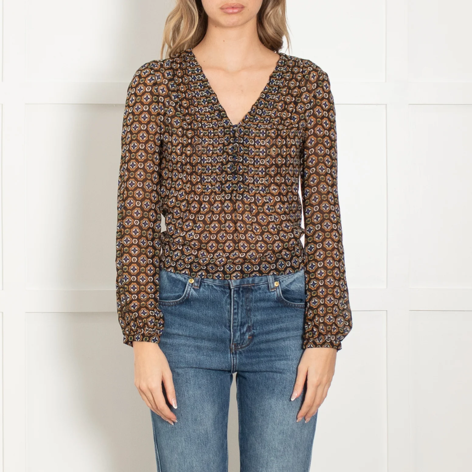 Veronica Beard Black Tan White Print Sheer V-Neck Top - Image 2